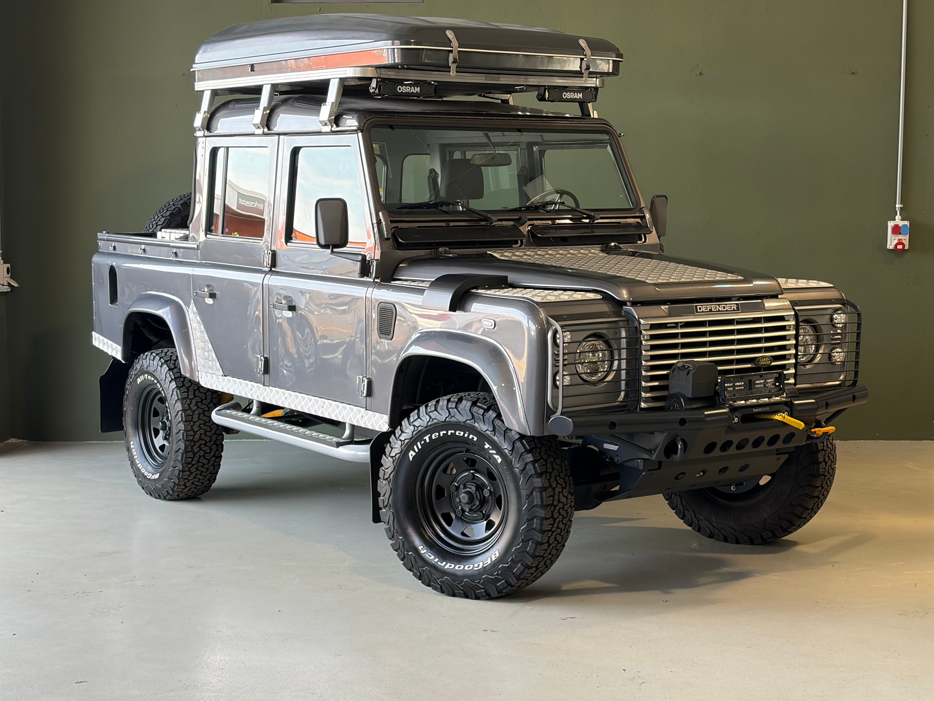 LAND ROVER Defender 110 2.5Td5 *CH-Fahrzeug*MFK 12.2025*-showroom-element-3