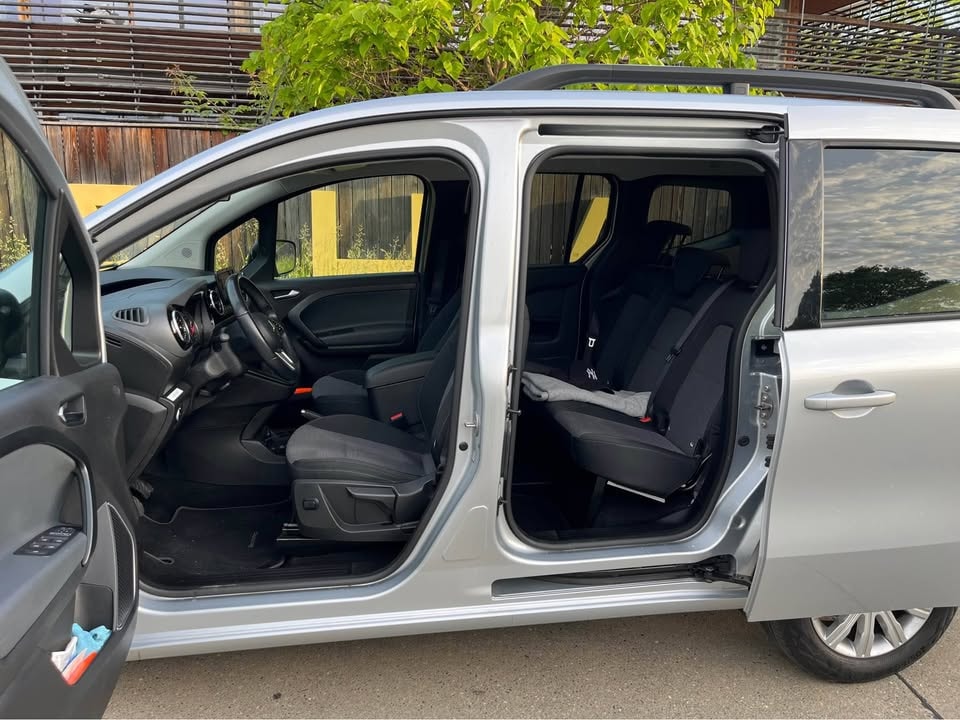 MERCEDES-BENZ 1.5 CDI Tourer-image-1