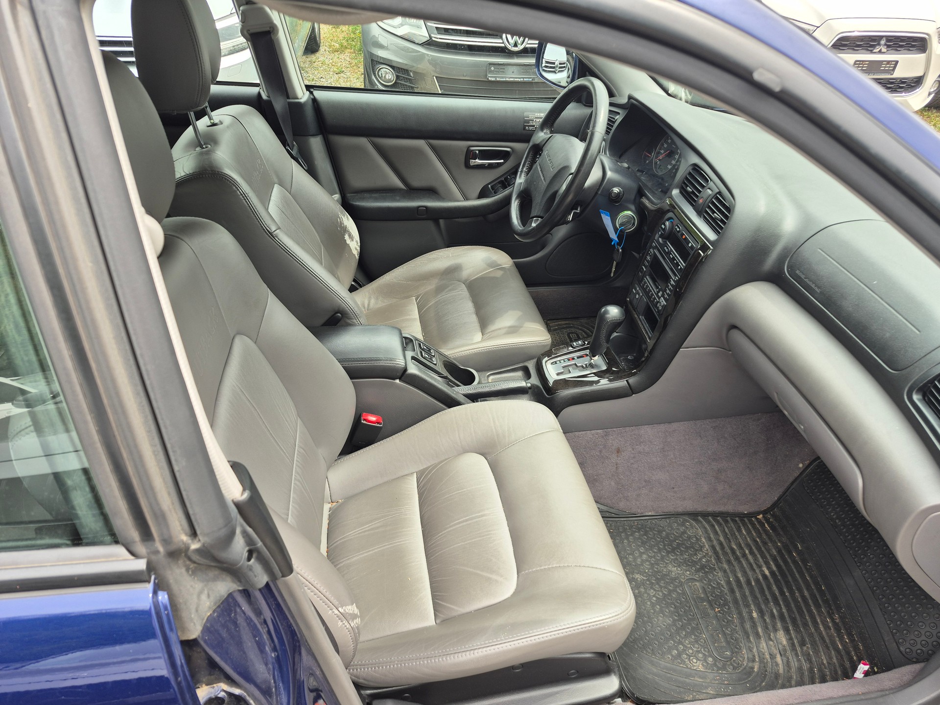 SUBARU Outback 2.5i AWD AUTOMAT-image-4
