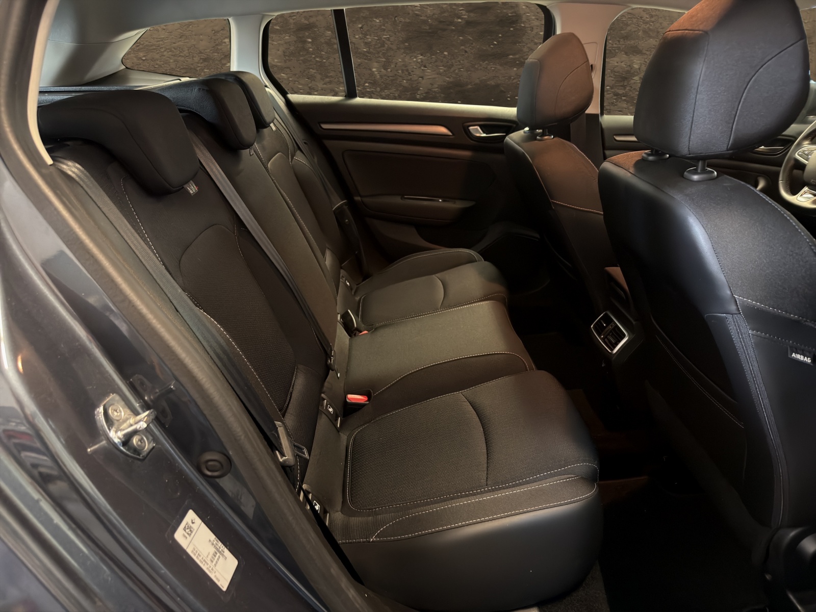 RENAULT Mégane Grandtour 1.3 16V Turbo Zen EDC-image-13