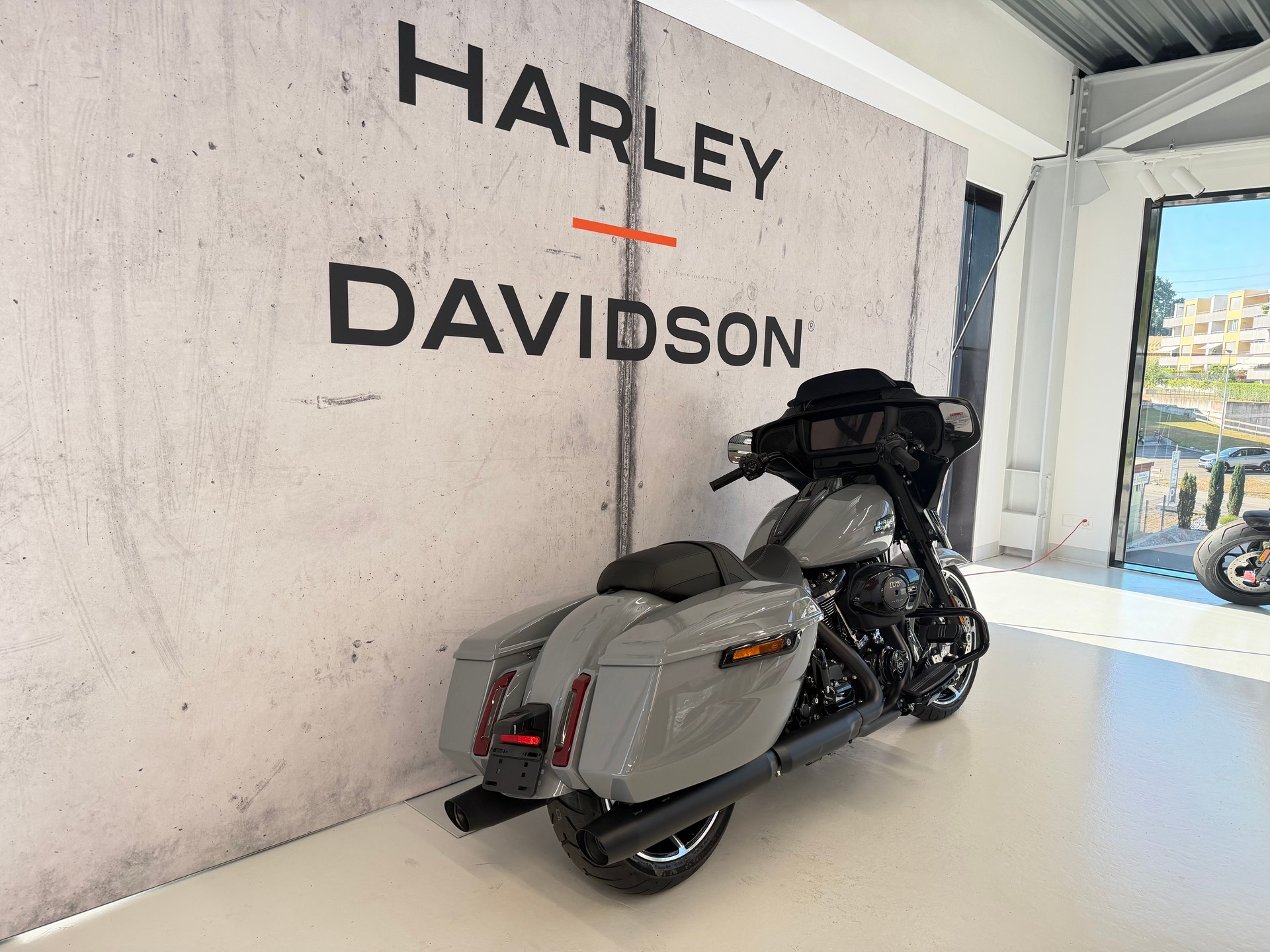 HARLEY-DAVIDSON FLHX Street Glide 117-image-2