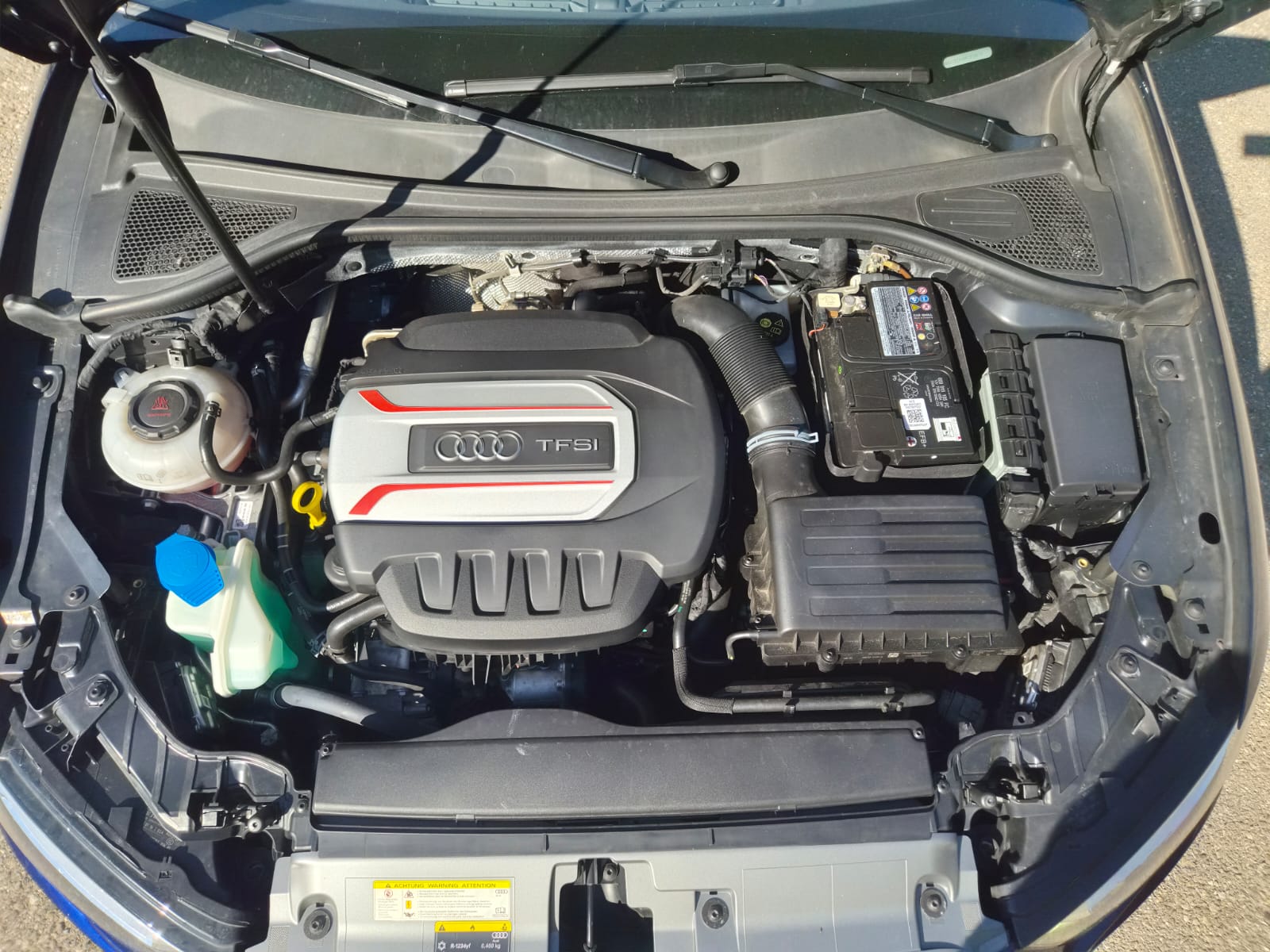 AUDI S3 Cabriolet 2.0 TFSI quattro S-tronic-image-10
