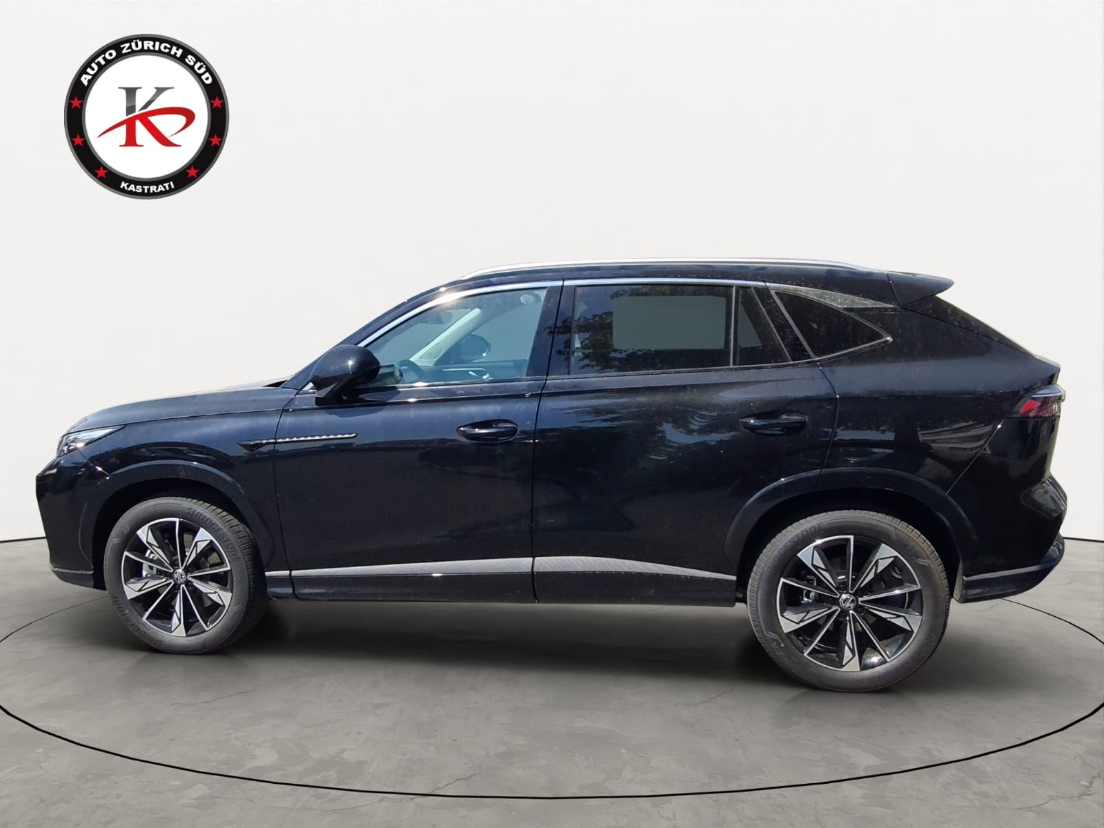 MG HS 1.5 T HEV+ Luxury-showroom-element-2