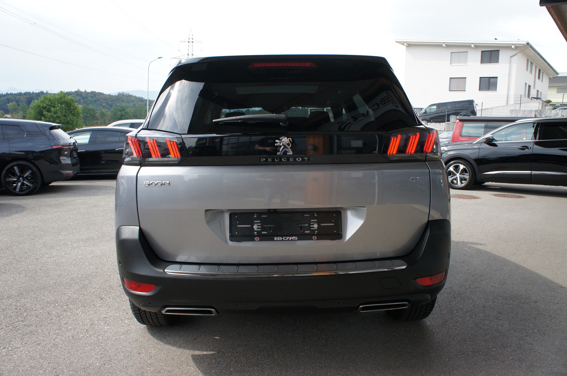 PEUGEOT 5008 1.5 BlueHDi GT EAT8-showroom-element-3