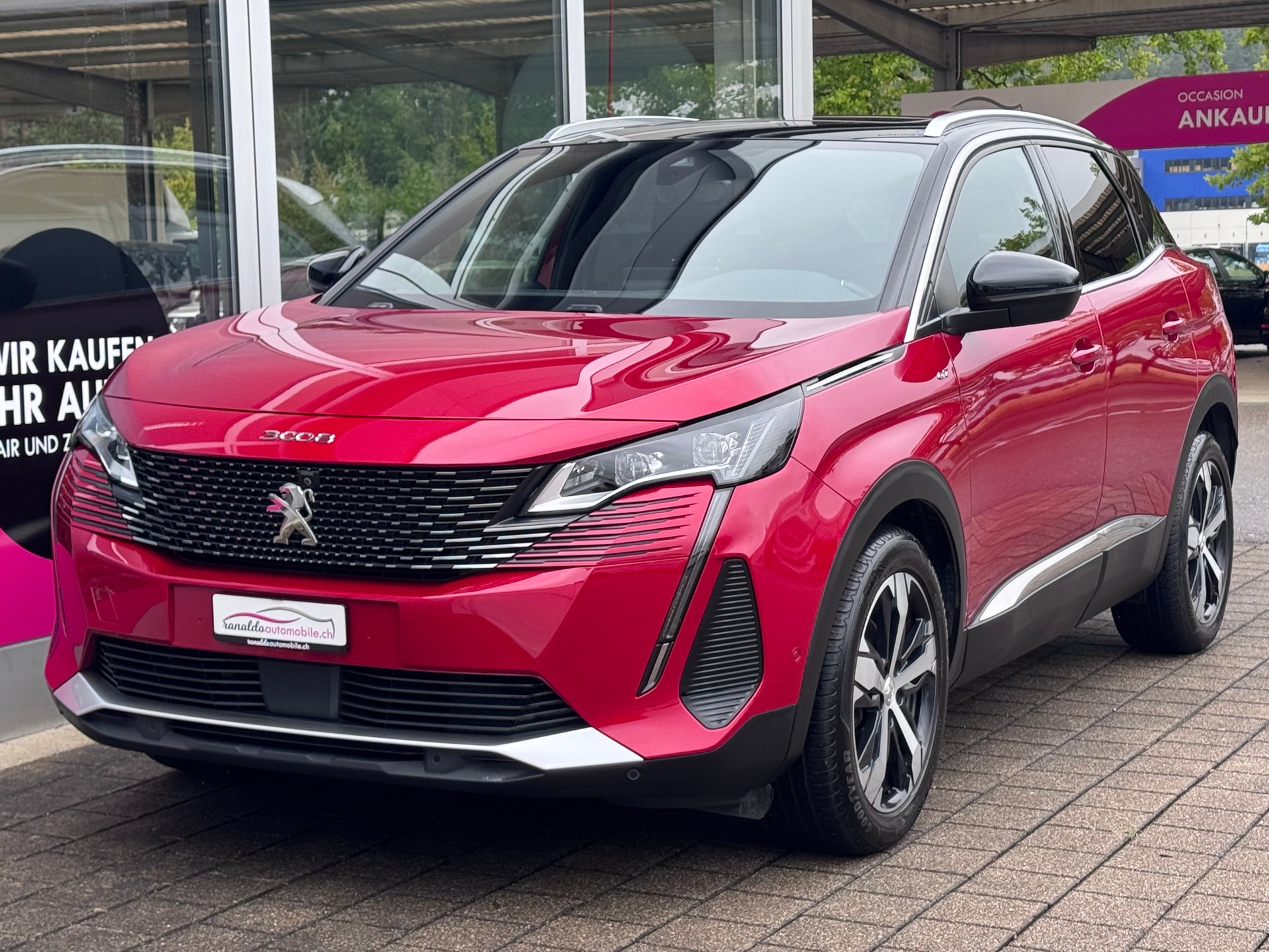 PEUGEOT 3008 1.5 BlueHDi GT EAT8+LED Scheinwerfer+ACC+NAVI+Rückfahrkamera+Getönte Scheiben+Panorama-Glasdach+18"Alu+Winterräder+-showroom-element-2