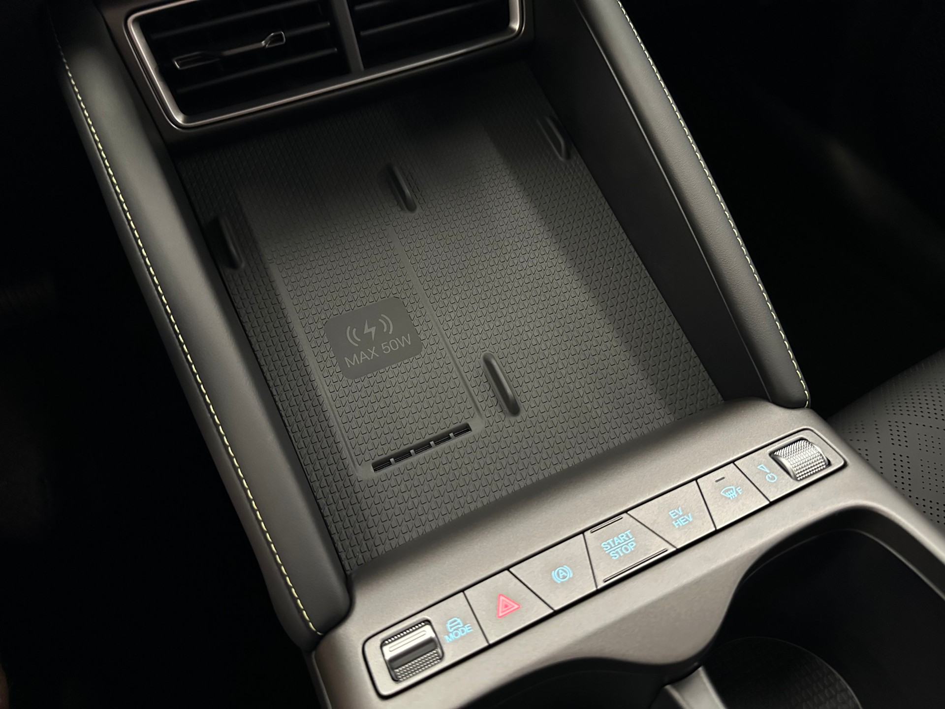 BYD Atto 2 DM-i Boost-image-23