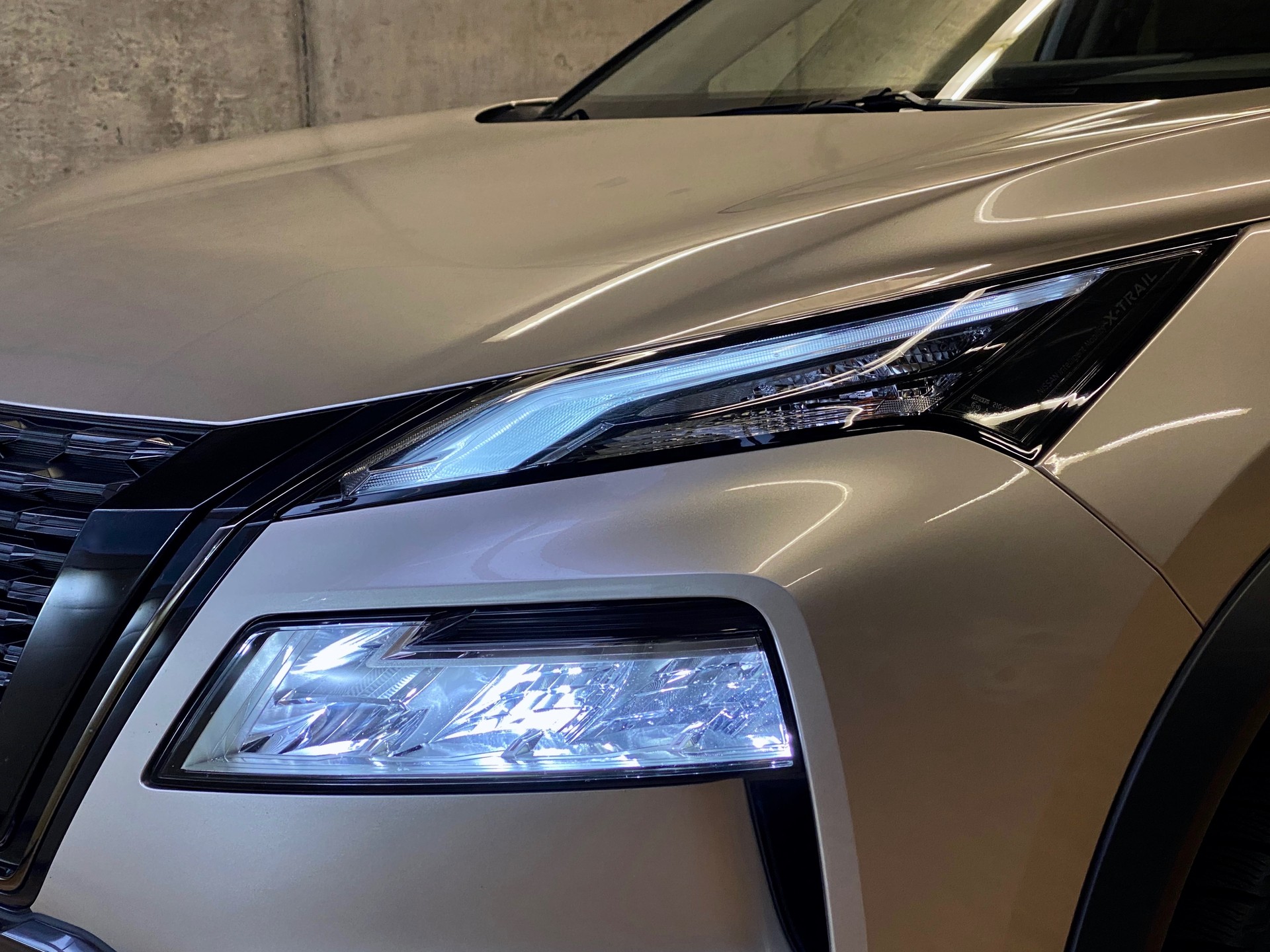 NISSAN X-Trail *1.5 VC-T*e-Power*4WD*7 Sitze*Swiss*Tekna*-image-26