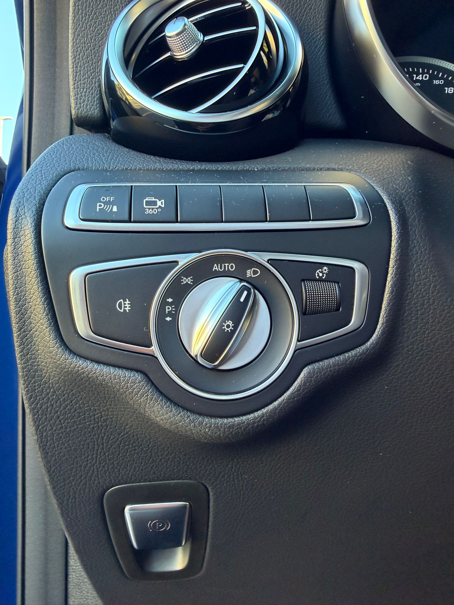 MERCEDES-BENZ GLC Coupé 250 4Matic 9G-Tronic-image-12