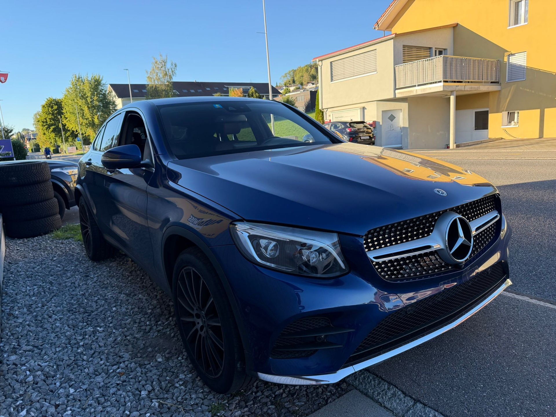 MERCEDES-BENZ GLC Coupé 250 4Matic 9G-Tronic-showroom-element-1