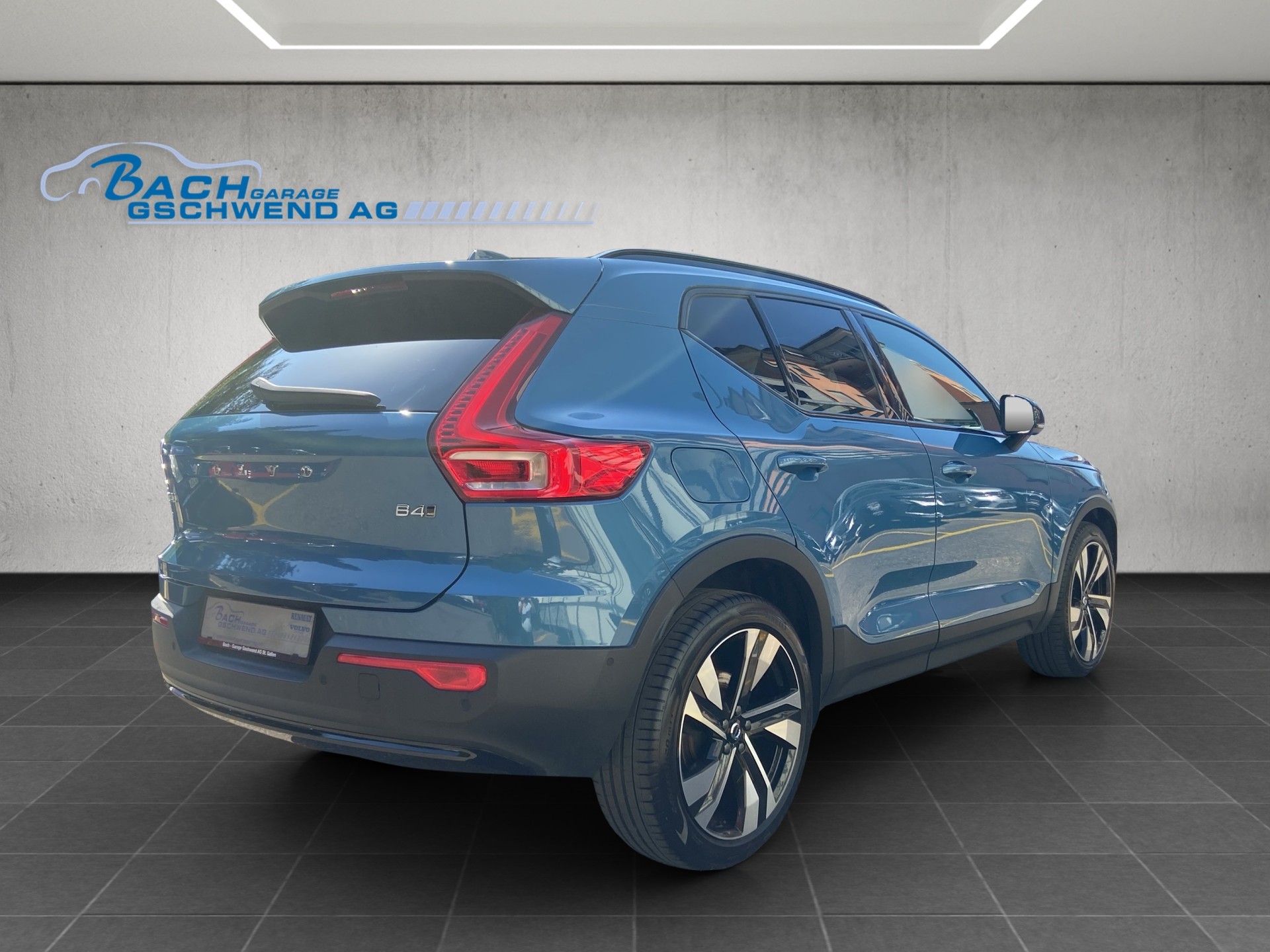 VOLVO XC40 B4 Benzin Mild Hybrid AWD Ultim. Dark DCT-showroom-element-3