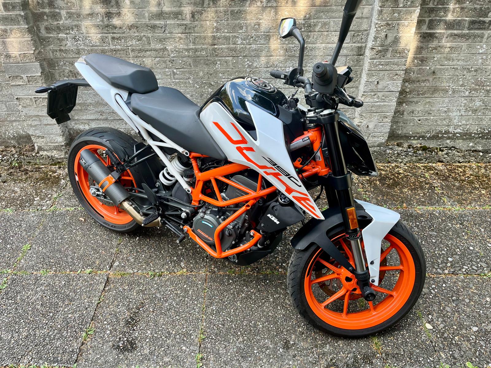 KTM 390 Duke ABS-image-2