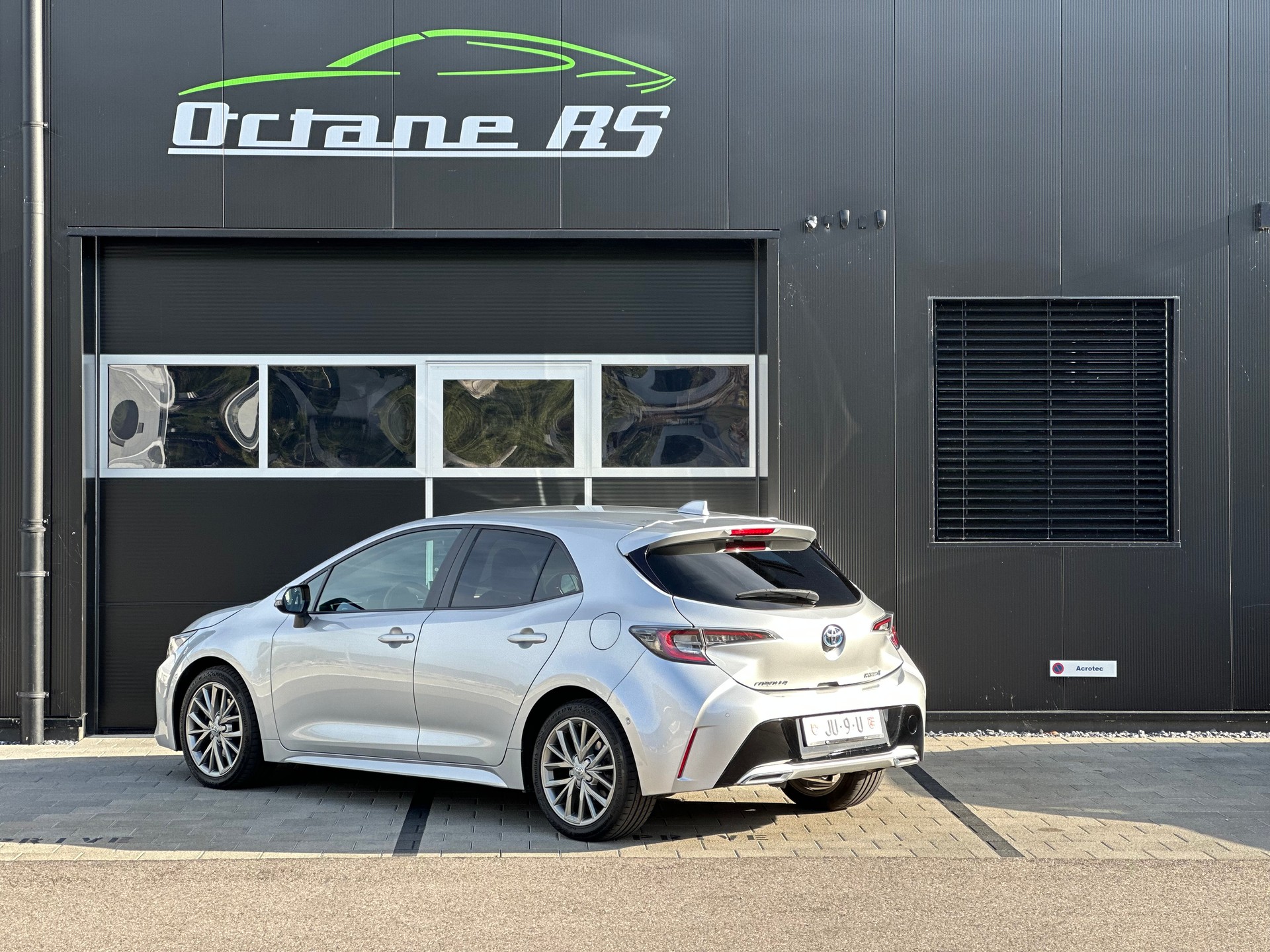 TOYOTA 2.0 HSD Style-image-1