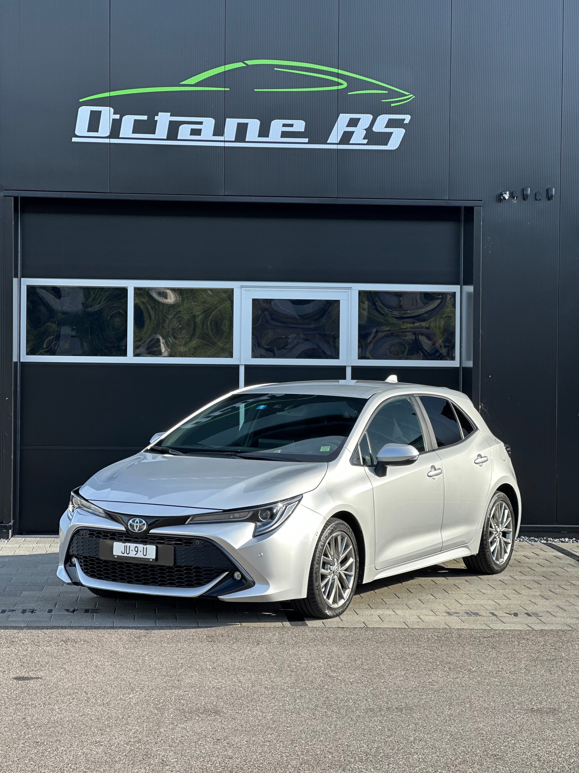 TOYOTA 2.0 HSD Style