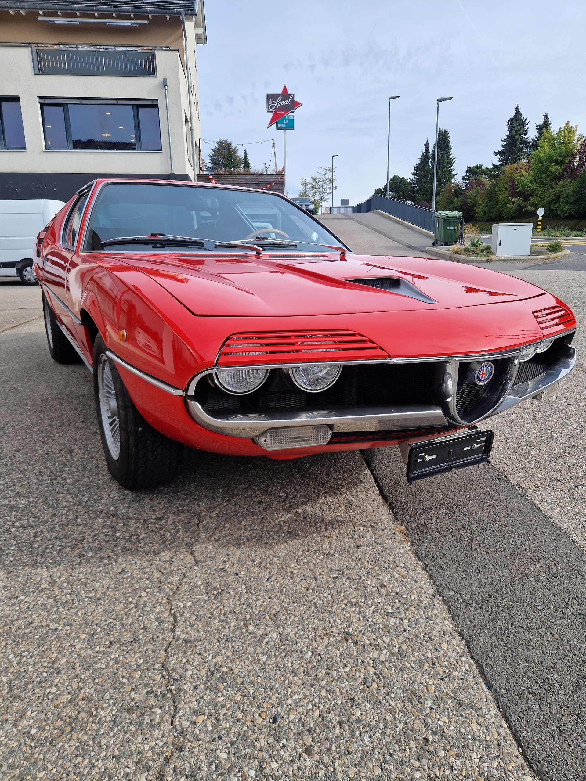 ALFA ROMEO MONTREAL-image-1