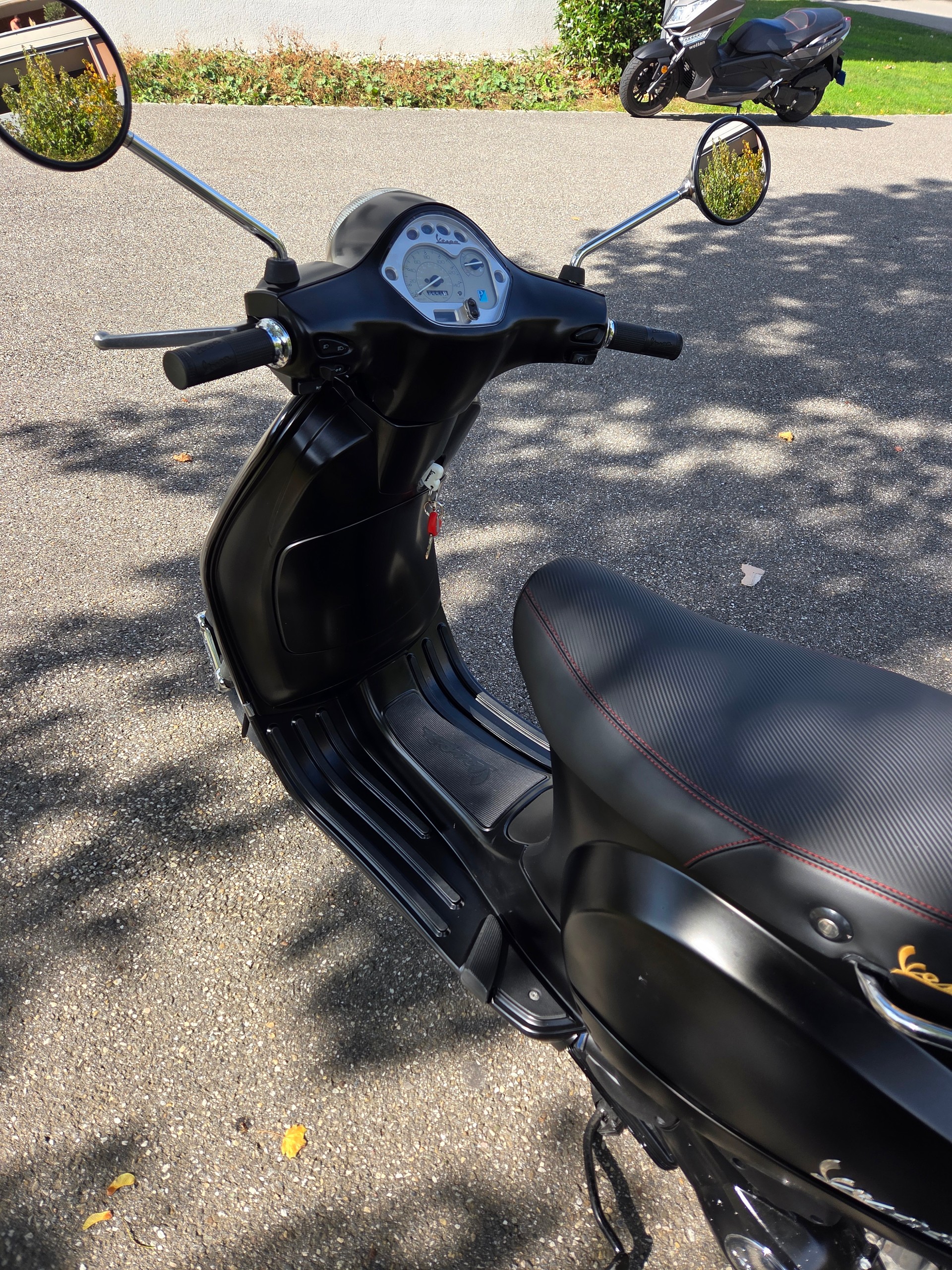 PIAGGIO Vespa 125 LX i.e. 3V-image-3