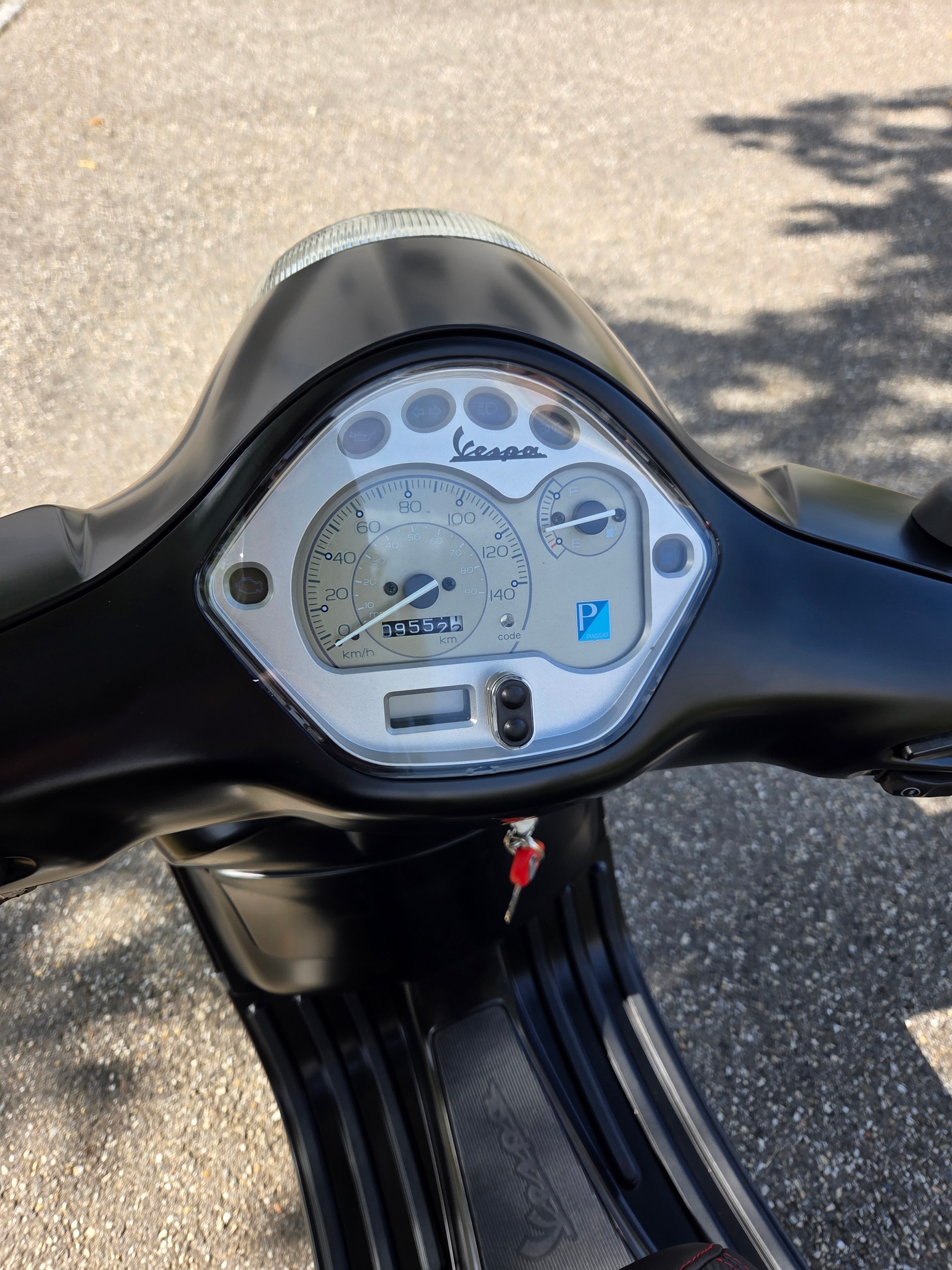 PIAGGIO Vespa 125 LX i.e. 3V-image-2