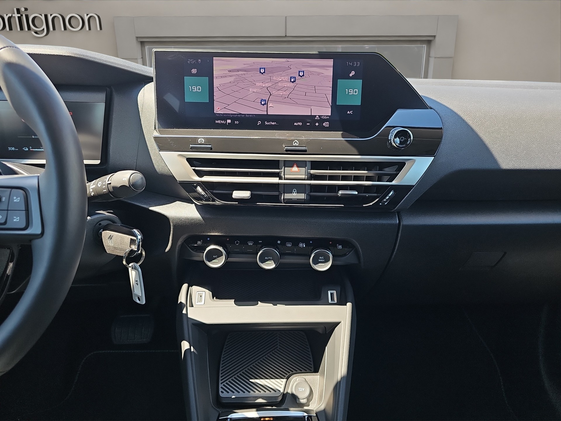 CITROEN C4 Electric Swiss Edition-image-10