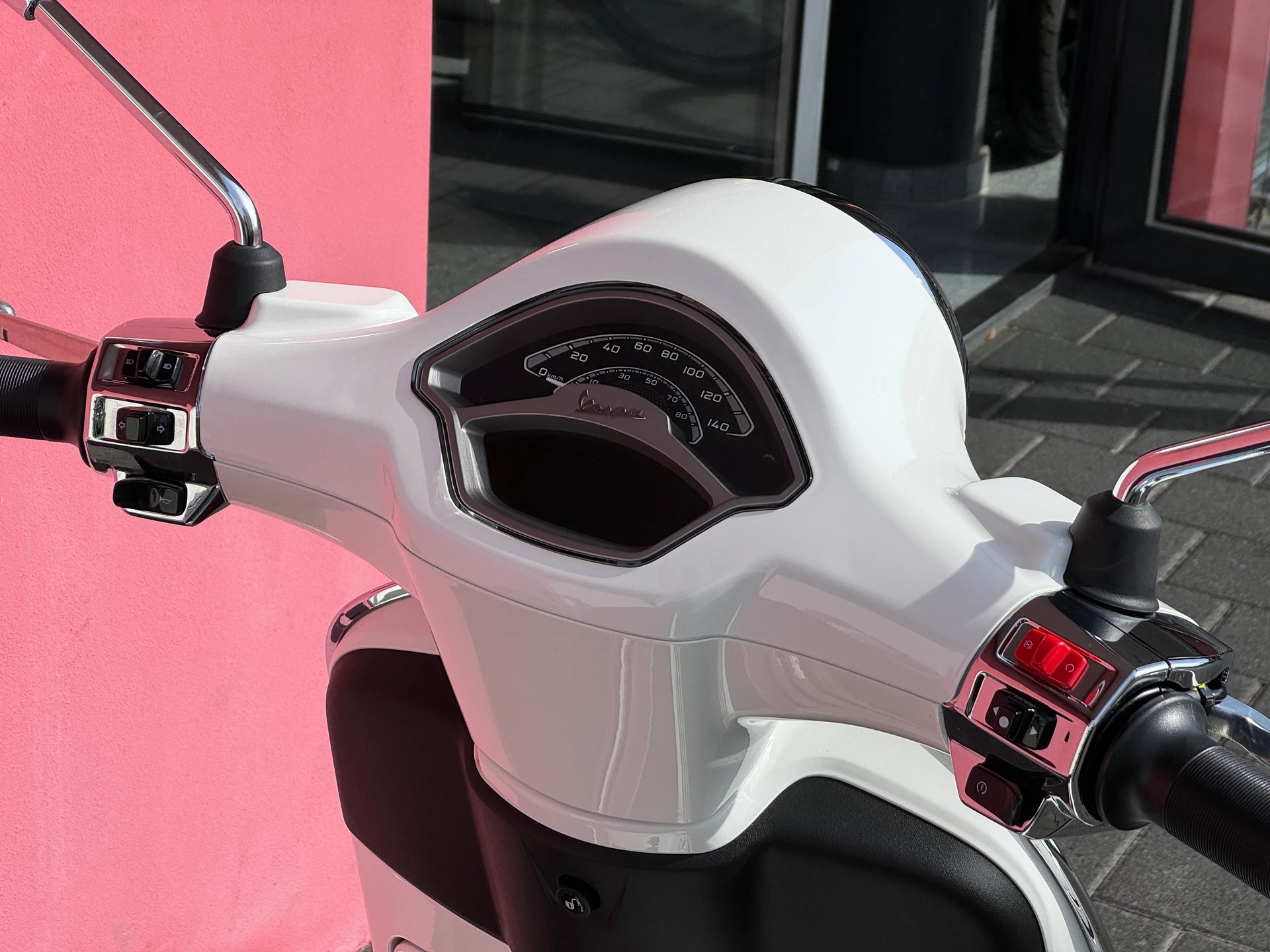 PIAGGIO Vespa 125 Primavera ABS-image-4