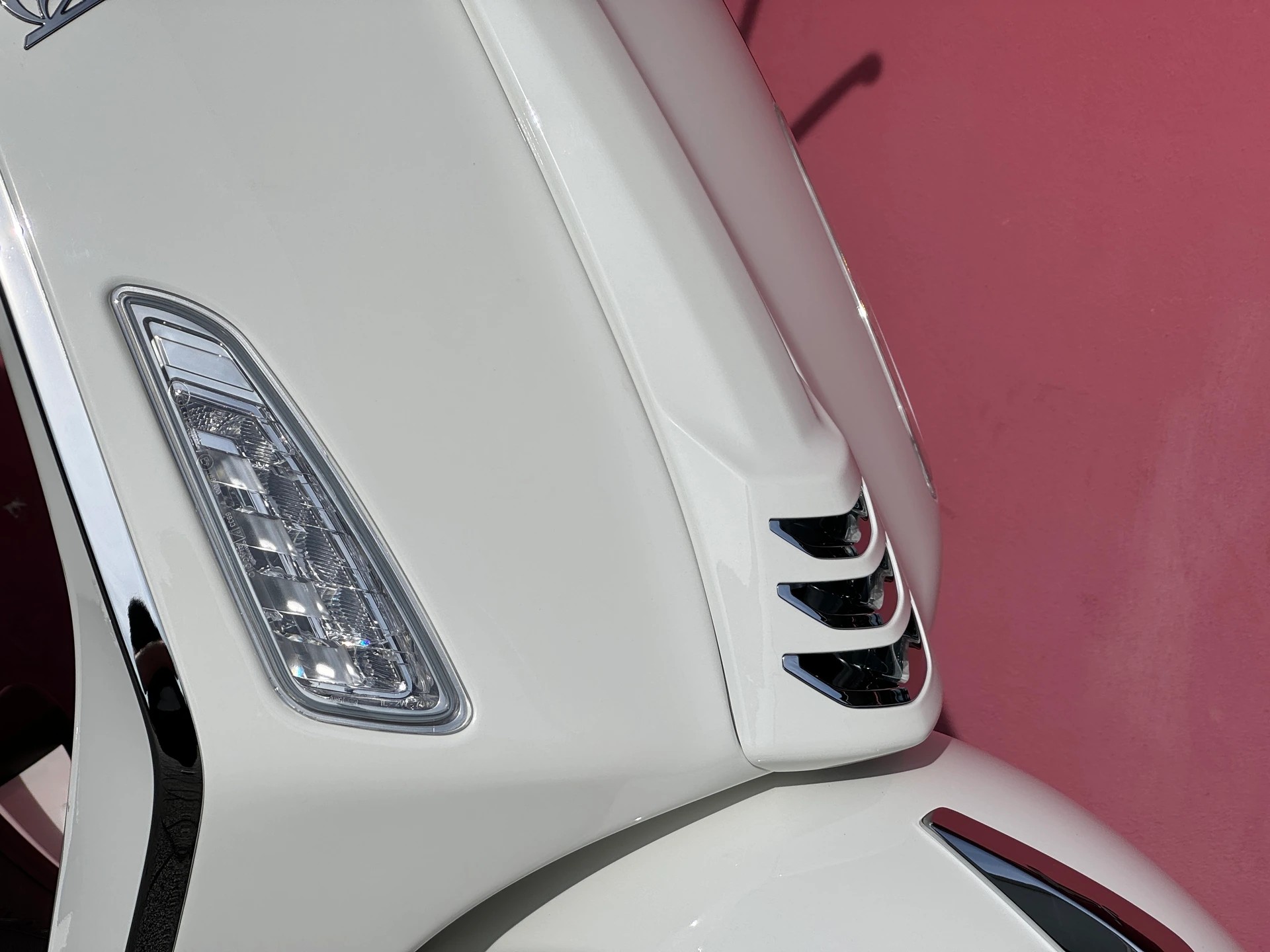 PIAGGIO Vespa 125 Primavera ABS-image-13
