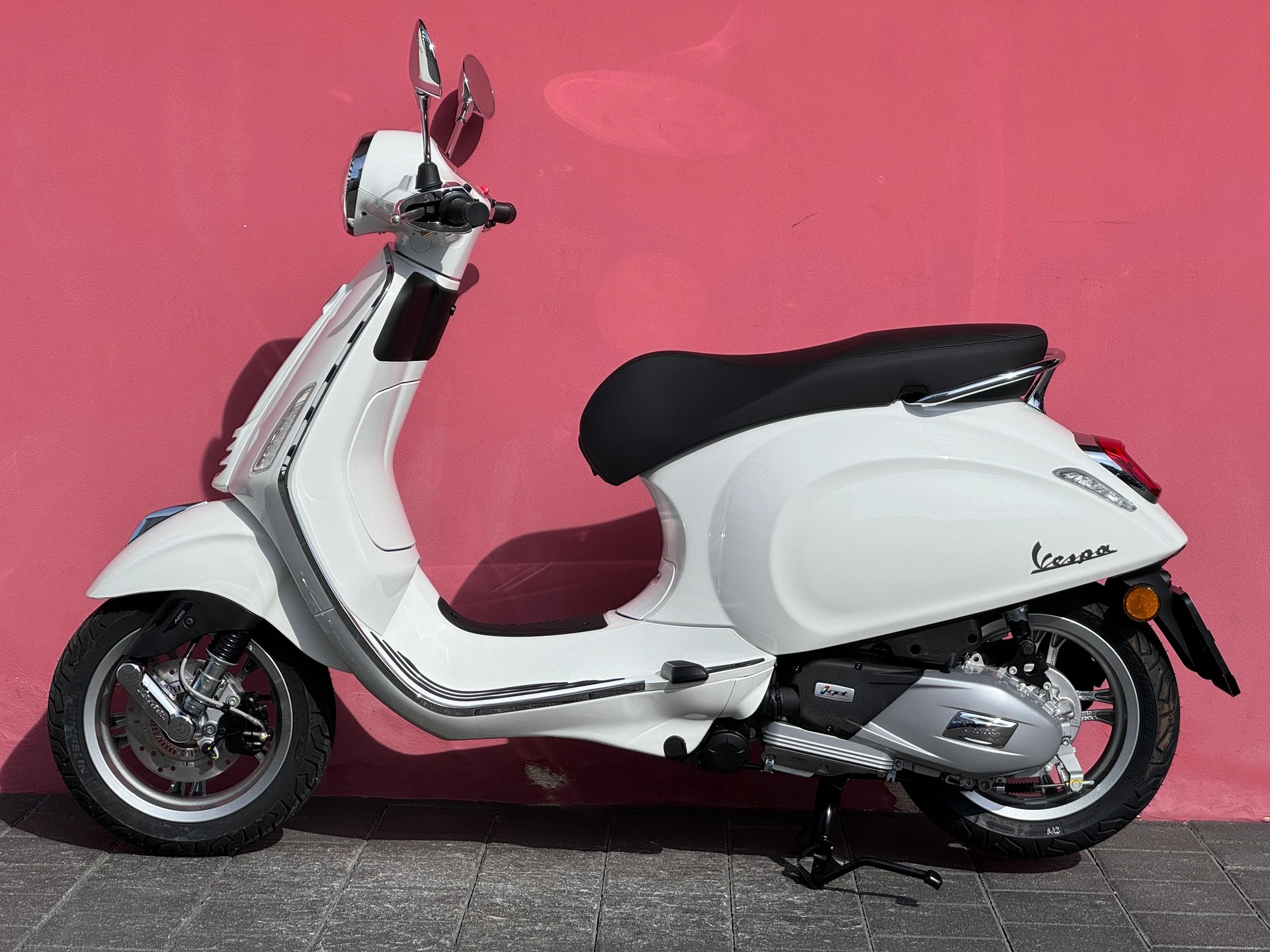 PIAGGIO Vespa 125 Primavera ABS-image-1