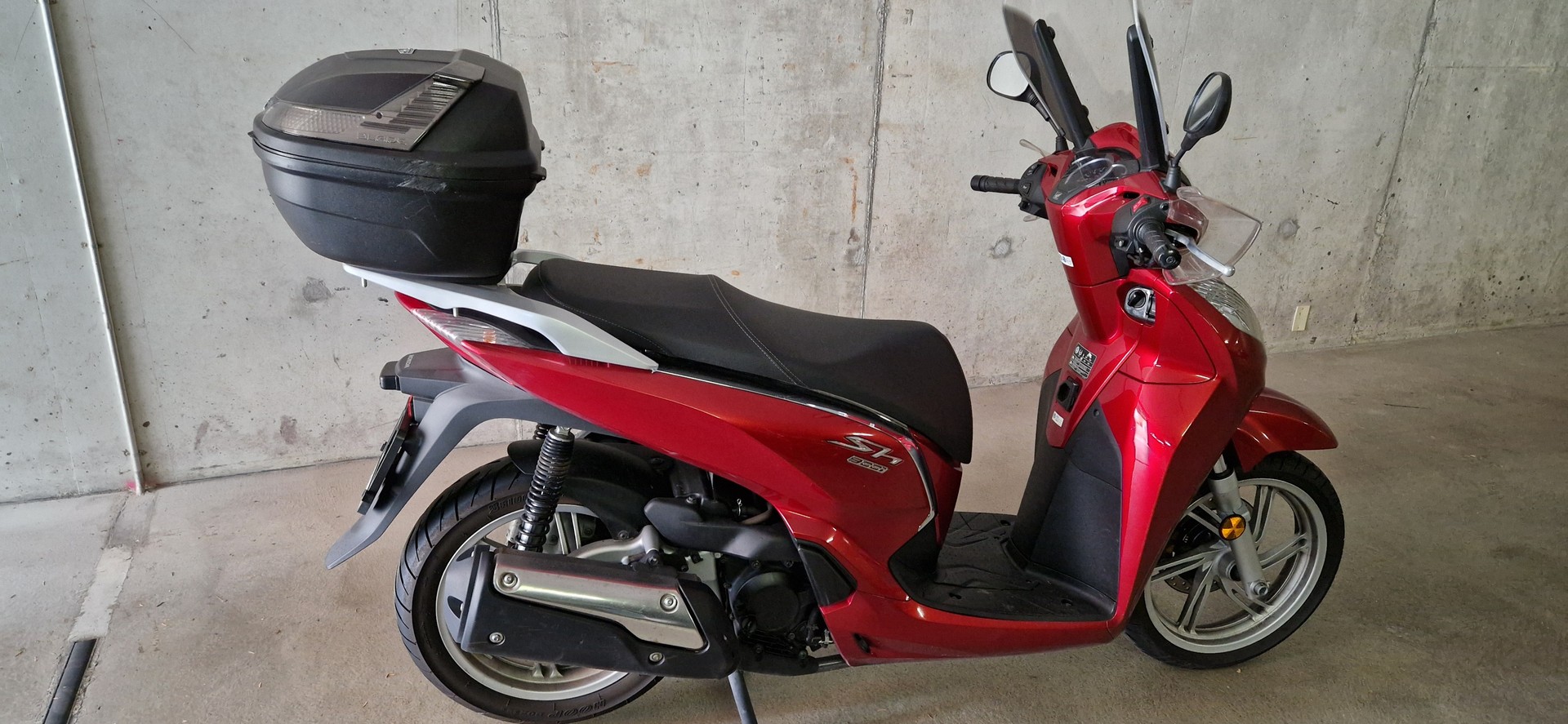HONDA SH 300 i ABS-image-3
