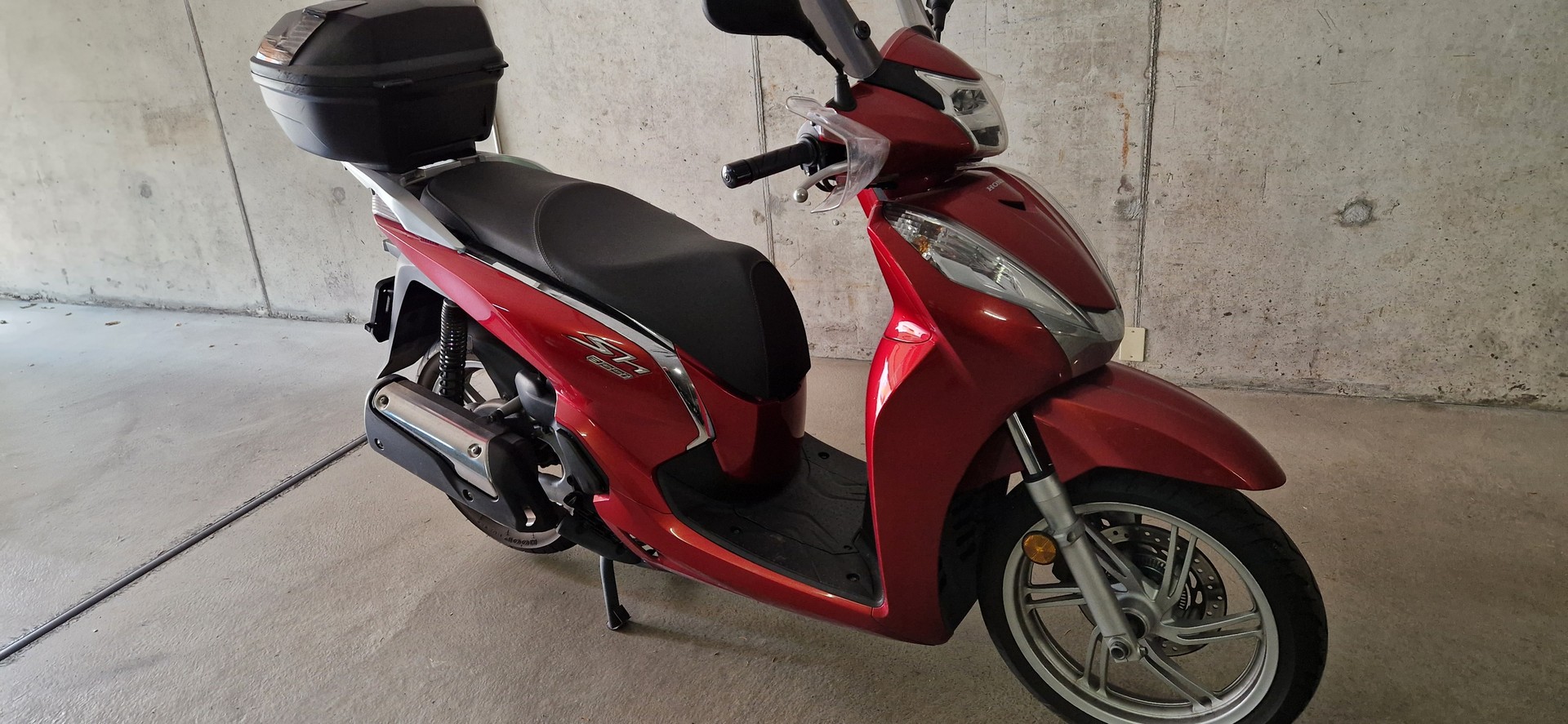 HONDA SH 300 i ABS-image-4