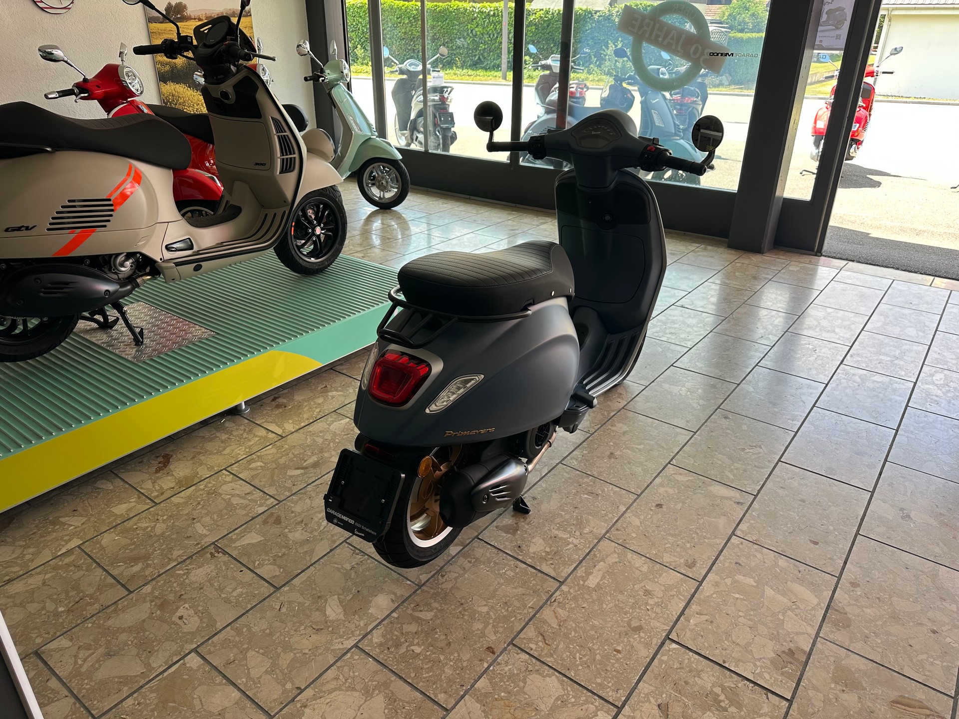 PIAGGIO Vespa 125 Primavera ABS-image-8