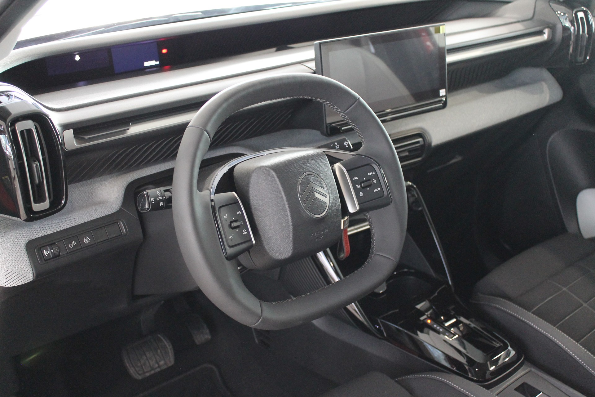 CITROEN e-C3 44kWh Max-image-7