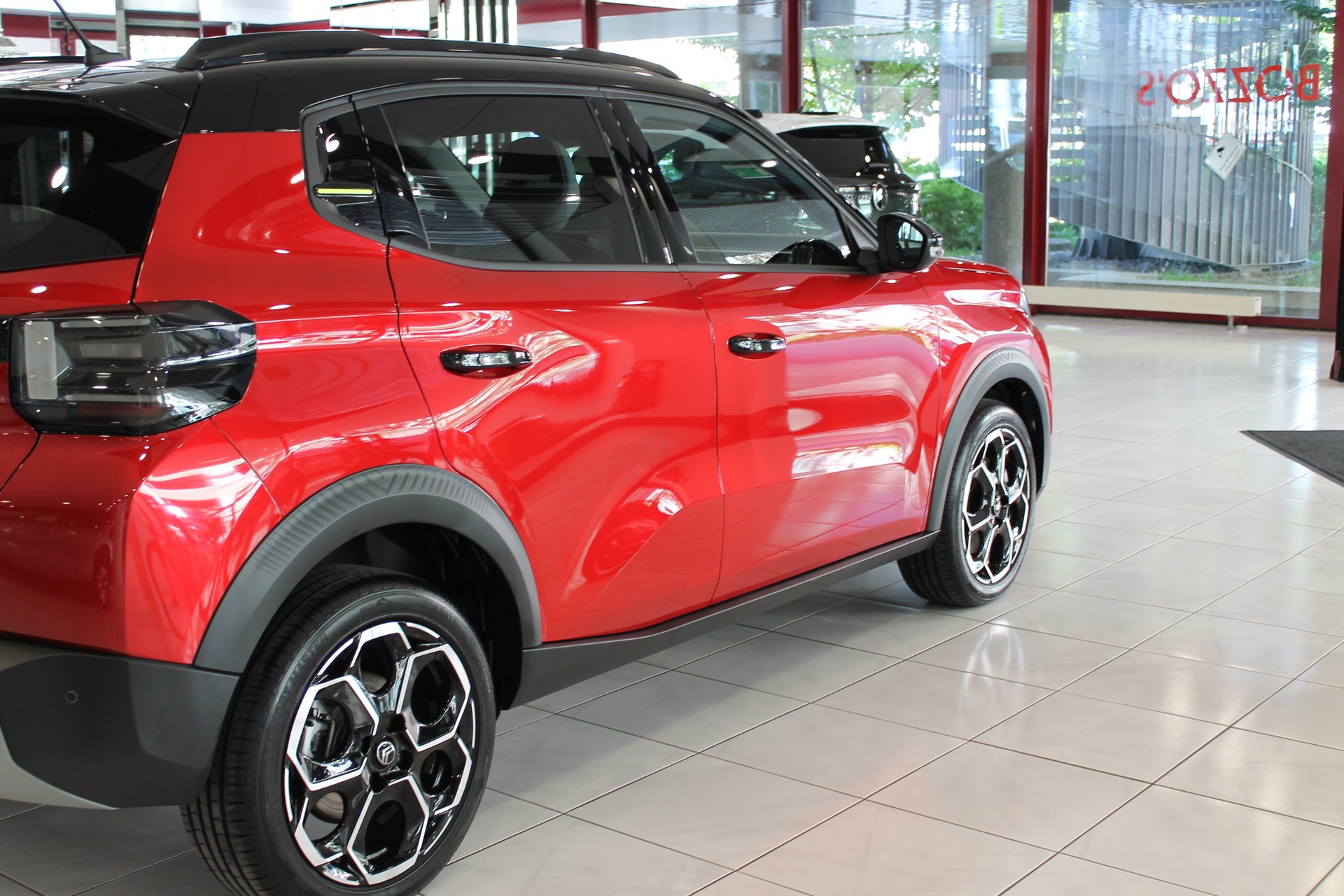 CITROEN e-C3 44kWh Max-showroom-element-3