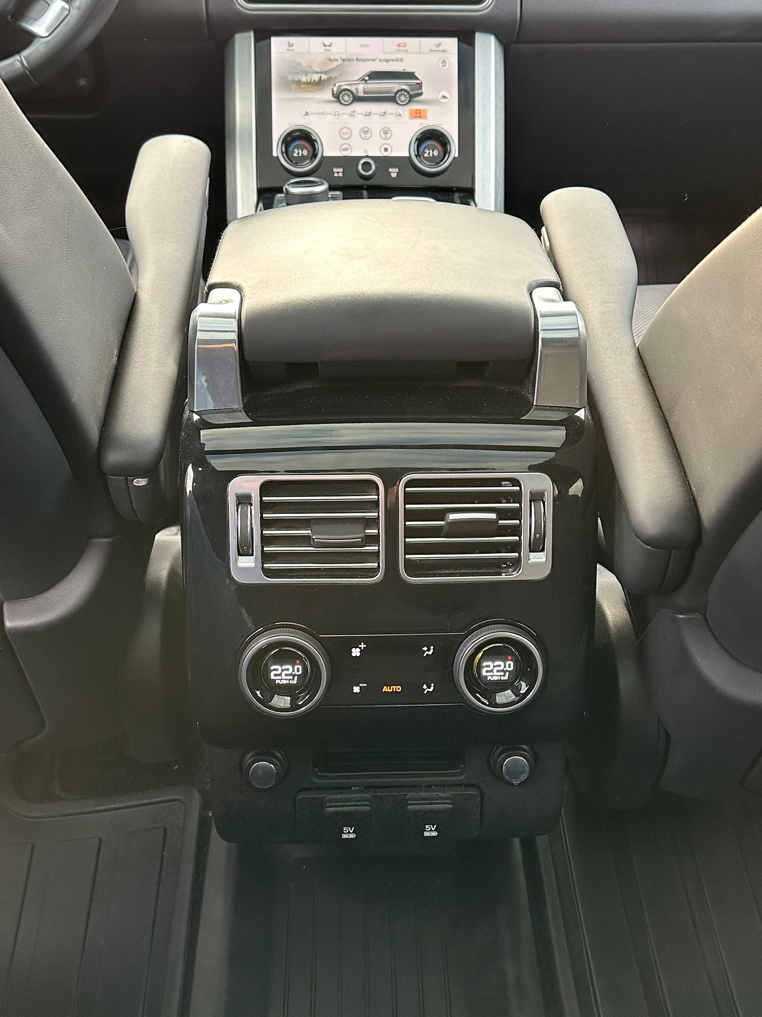 LAND ROVER Range Rover 3.0 SDV6 Vogue Automatic-image-15