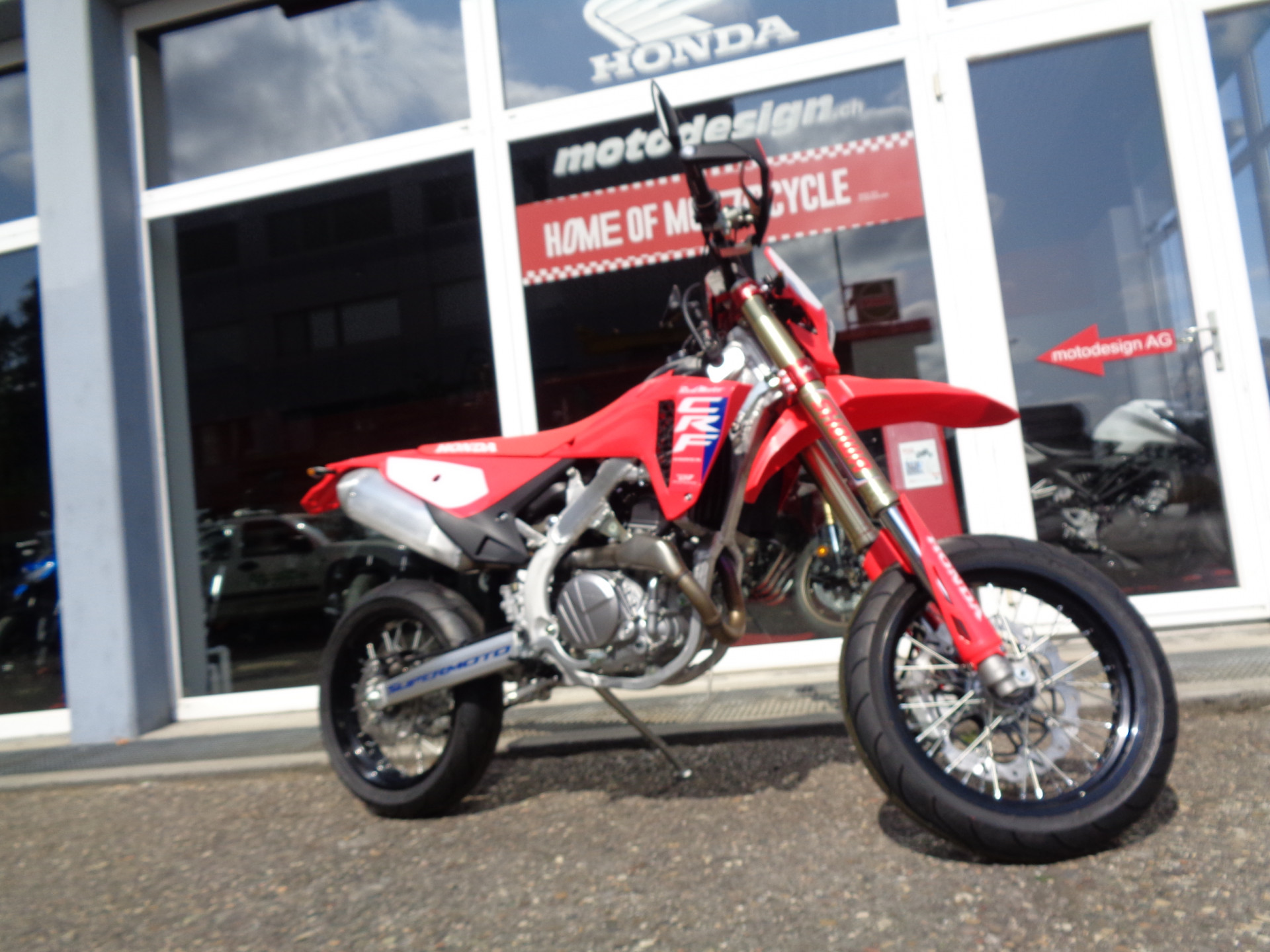 HONDA CRF 450 RX Supermoto-image-2