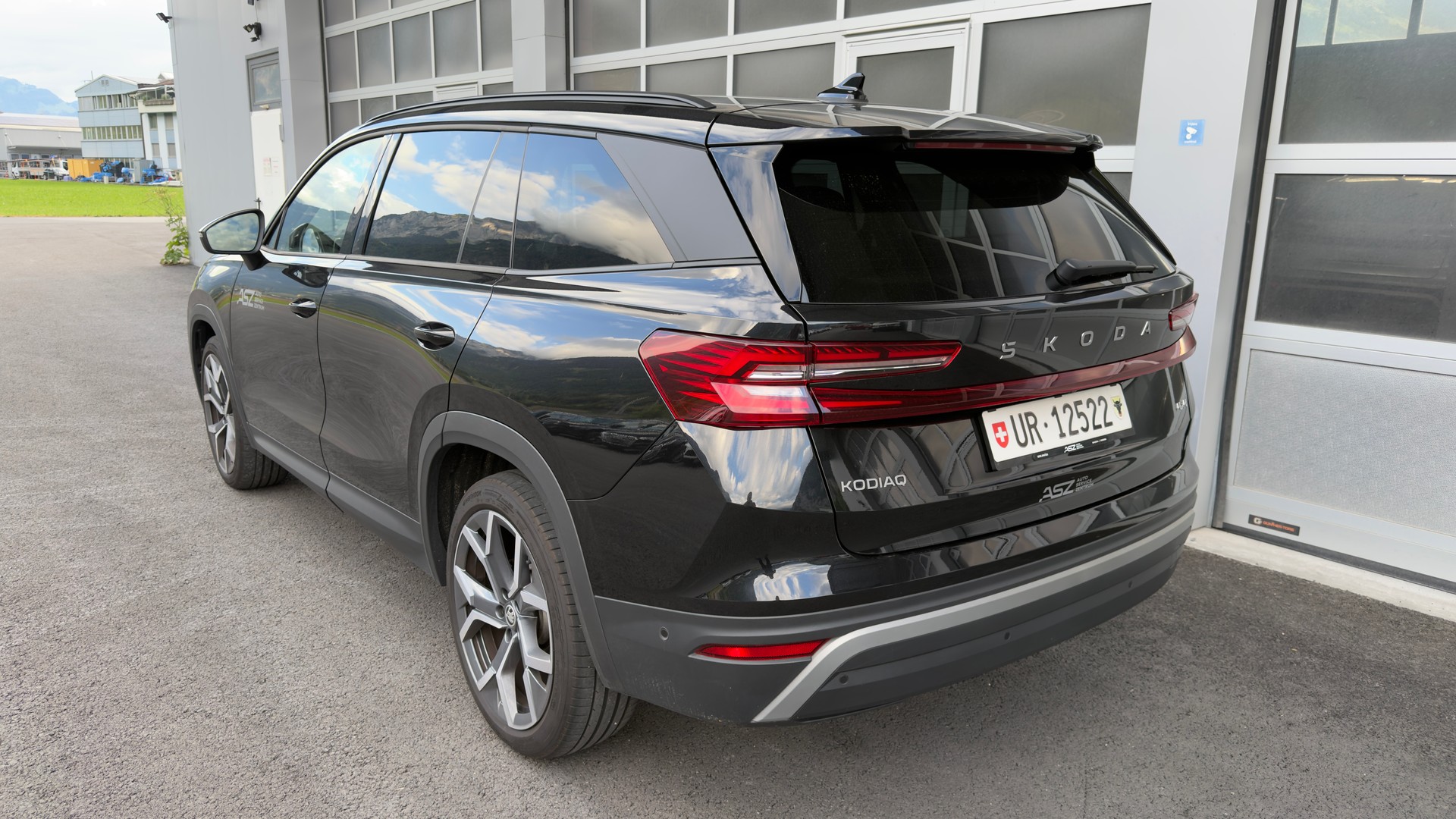 SKODA Kodiaq 2.0 TDI Selection-image-1