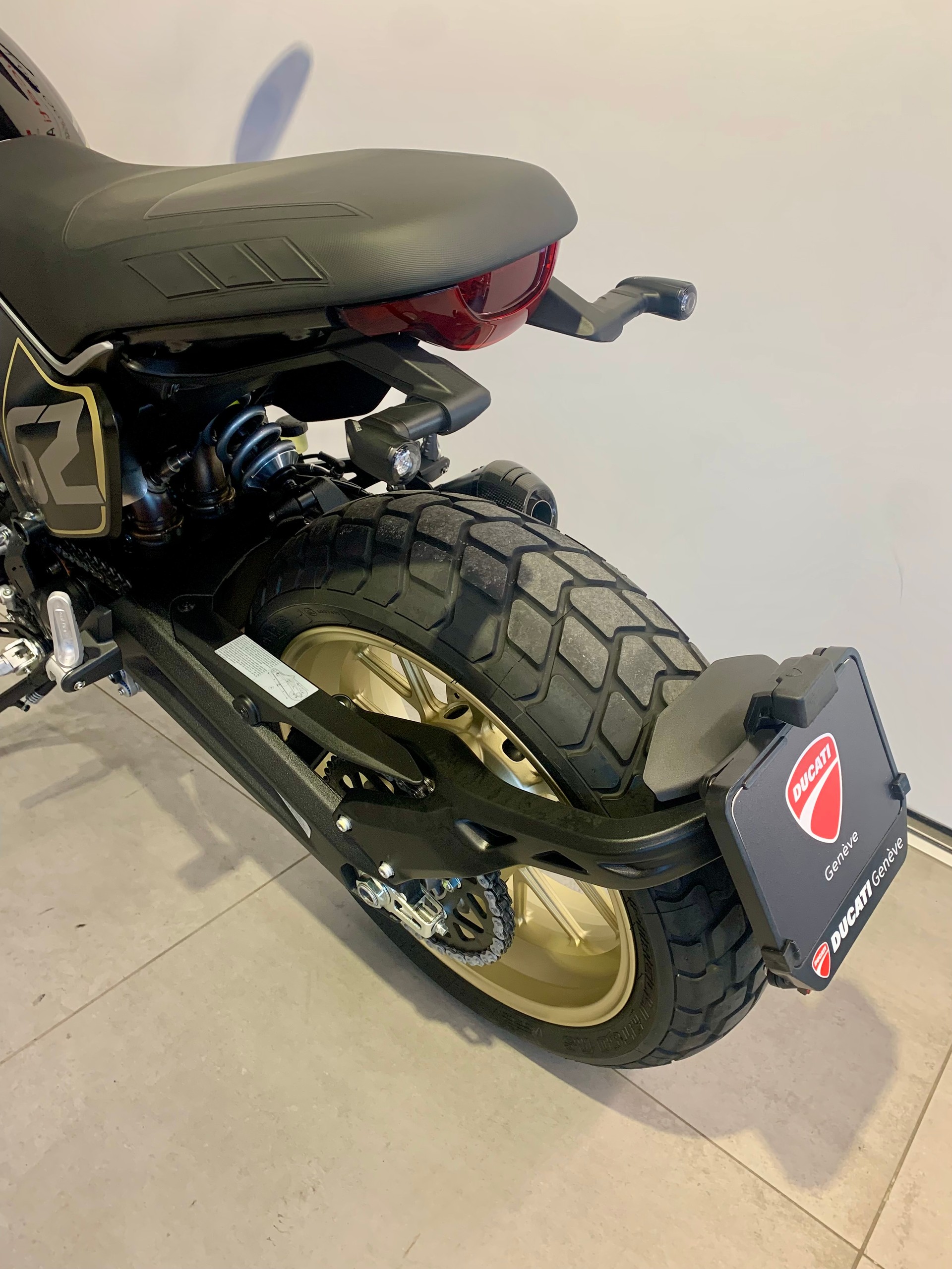 DUCATI Scrambler 803 Full Throttle-image-8