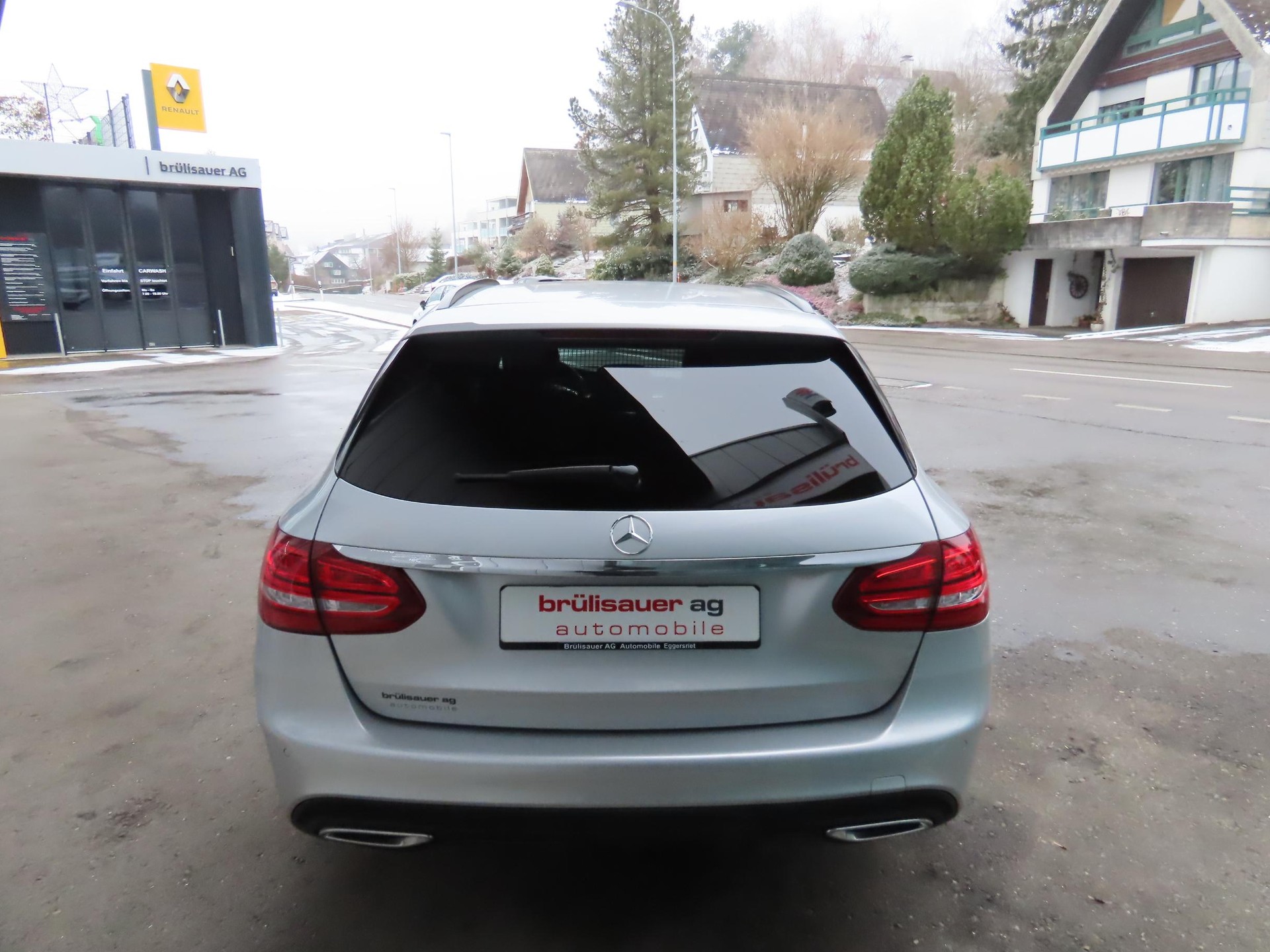 MERCEDES-BENZ C 250 d AMG Line 4m Kombi-image-4