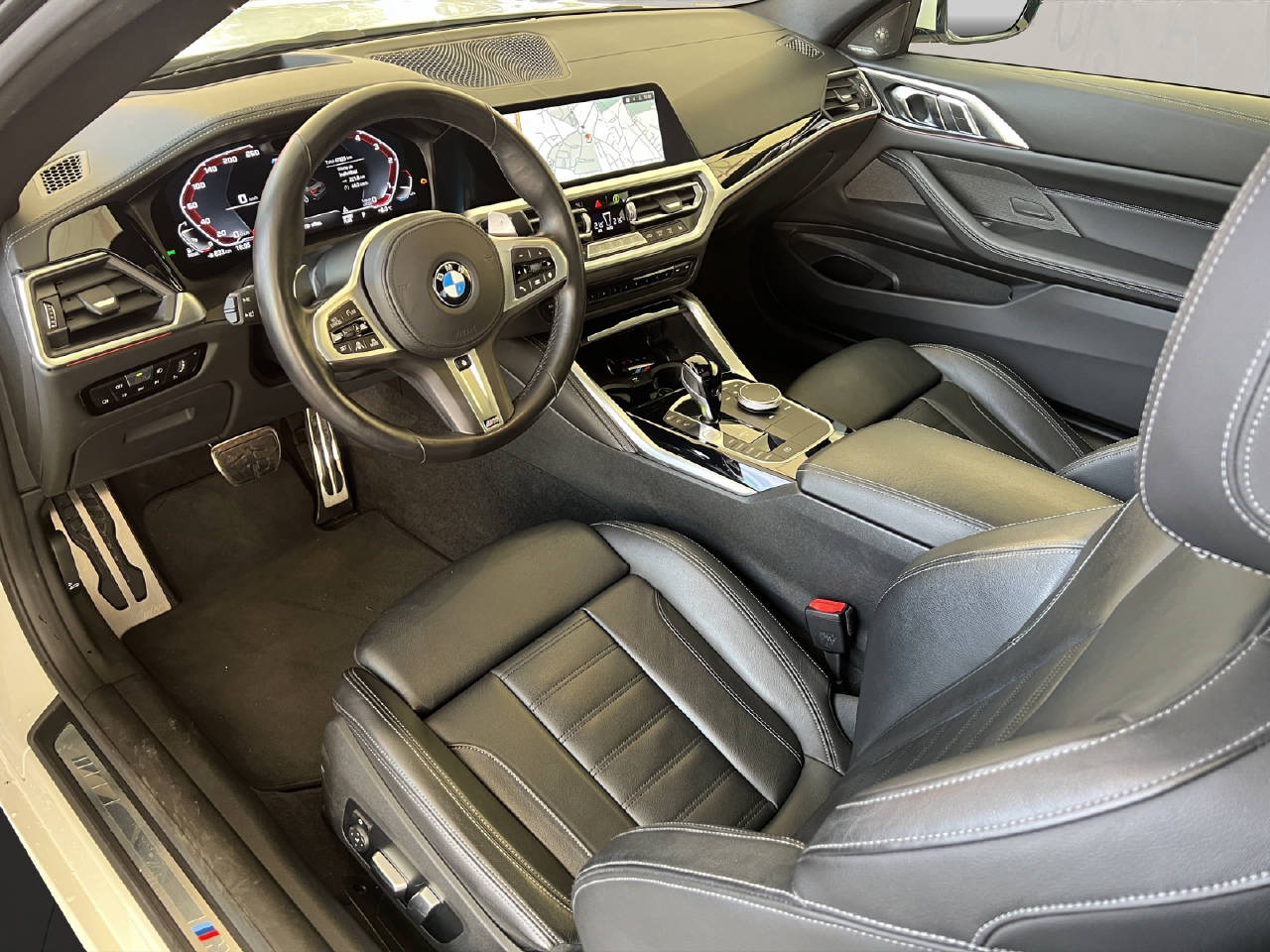 BMW M440d xDrive Coupé-image-9