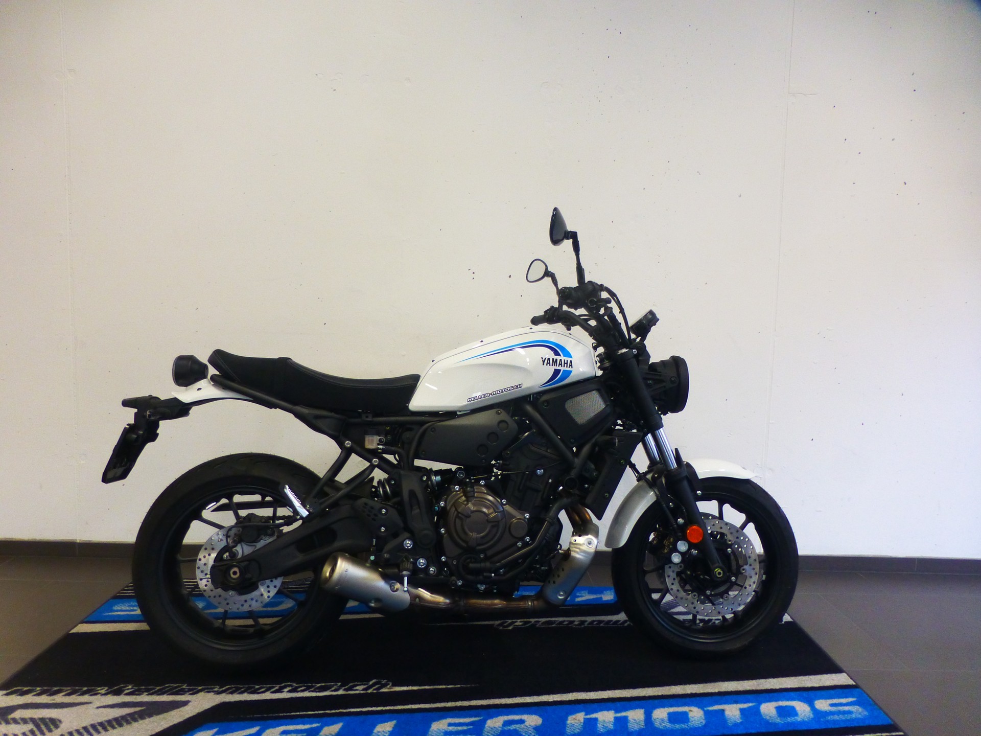 YAMAHA XSR 700 (35kW)-image-0