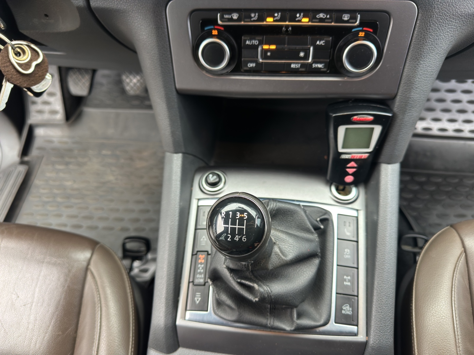 VW Amarok 2.0 BiTDI Highline 4Motion *Offroad Fahrwerk*-image-11