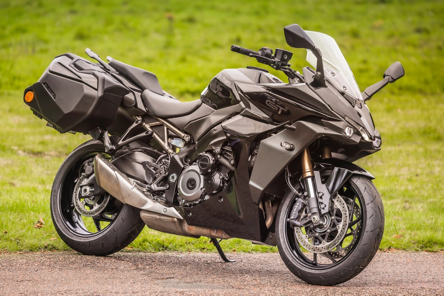 SUZUKI GSX-S 1000 GT Travel-image-1