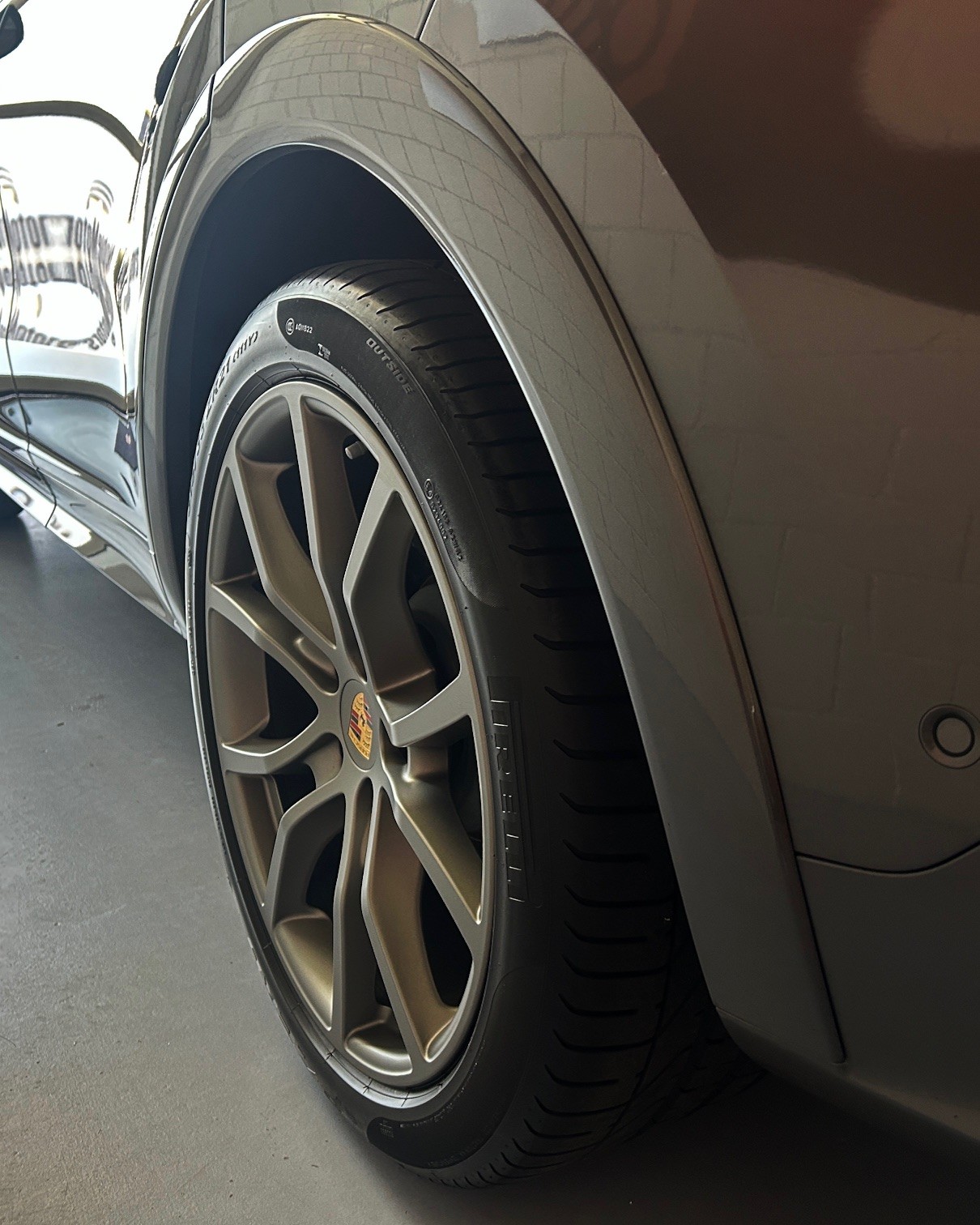 PORSCHE Cayenne Turbo *CH Fahrzeug*Nachtsichtkamera*Carbon Paket*Abstandregeltempomat*-image-27