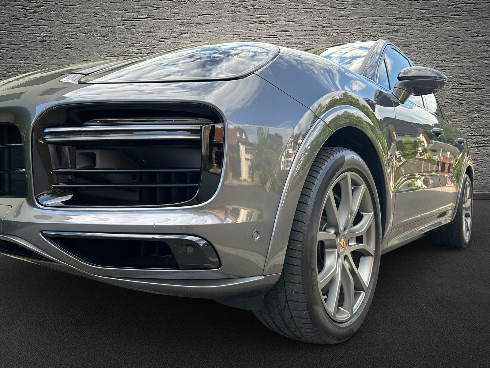 PORSCHE Cayenne Turbo *CH Fahrzeug*Nachtsichtkamera*Carbon Paket*Abstandregeltempomat*-image-4