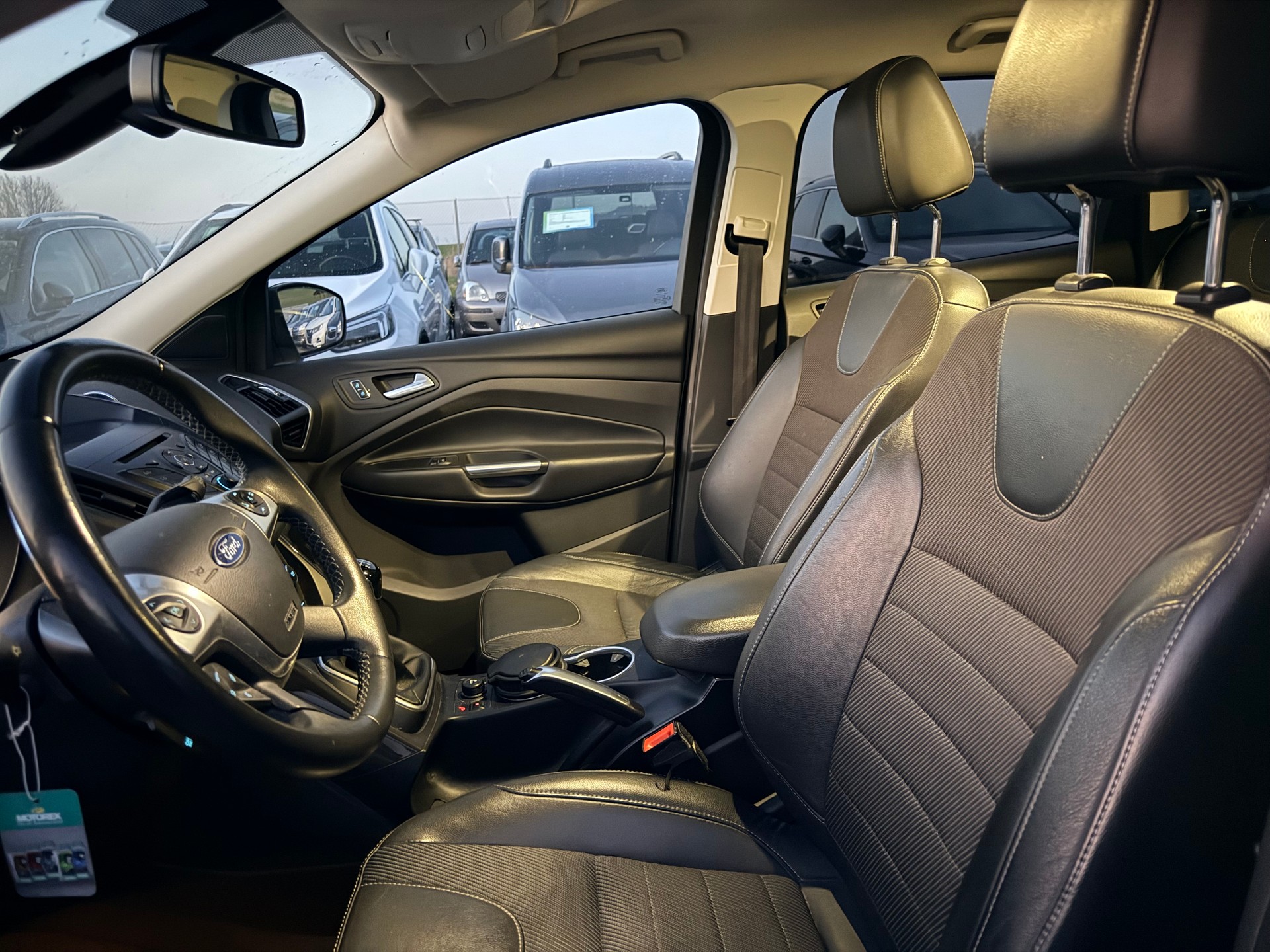 FORD Kuga 1.6 SCTi Titanium 2WD-image-18