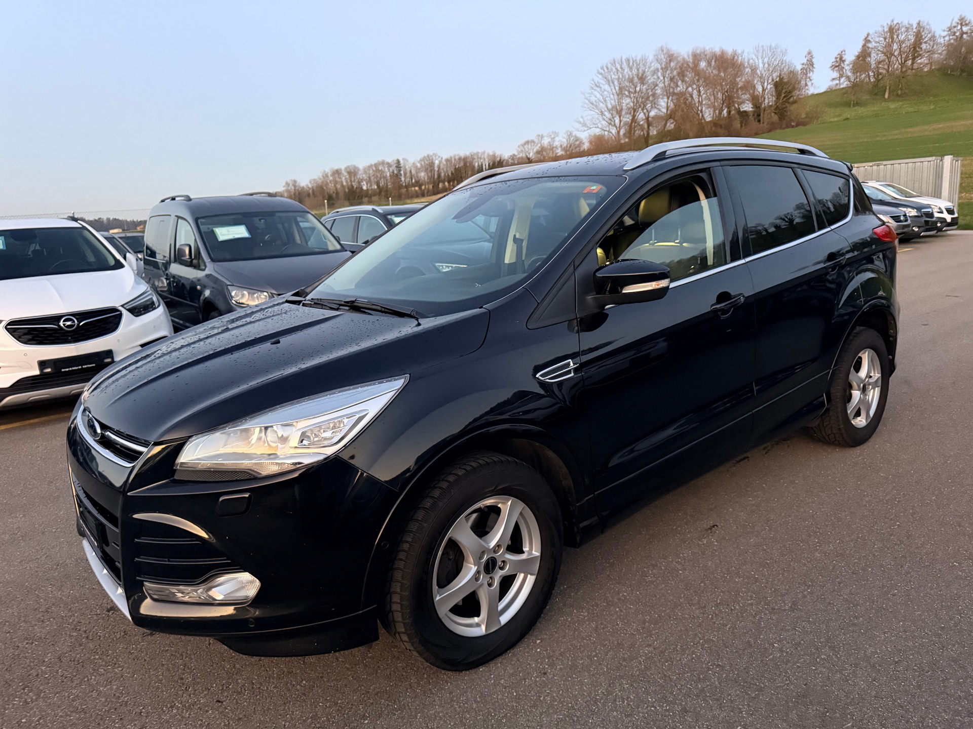 FORD Kuga 1.6 SCTi Titanium 2WD-showroom-element-1