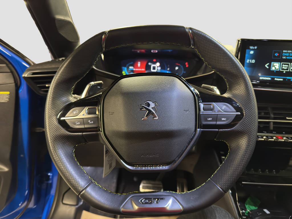 PEUGEOT 208 1.2 PureTech 100 GT-image-7