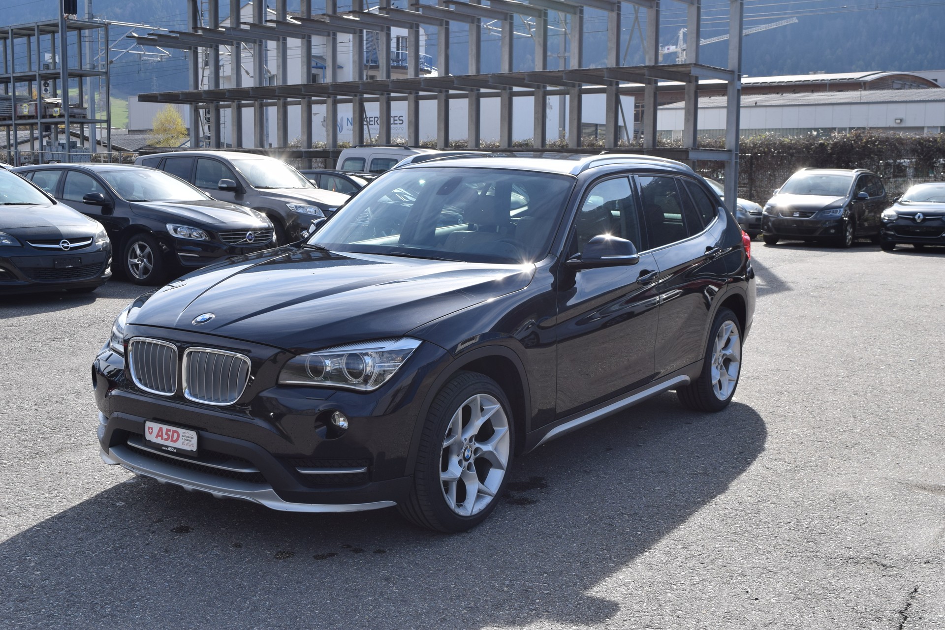 BMW X1 xDrive 25d Steptronic-showroom-element-2