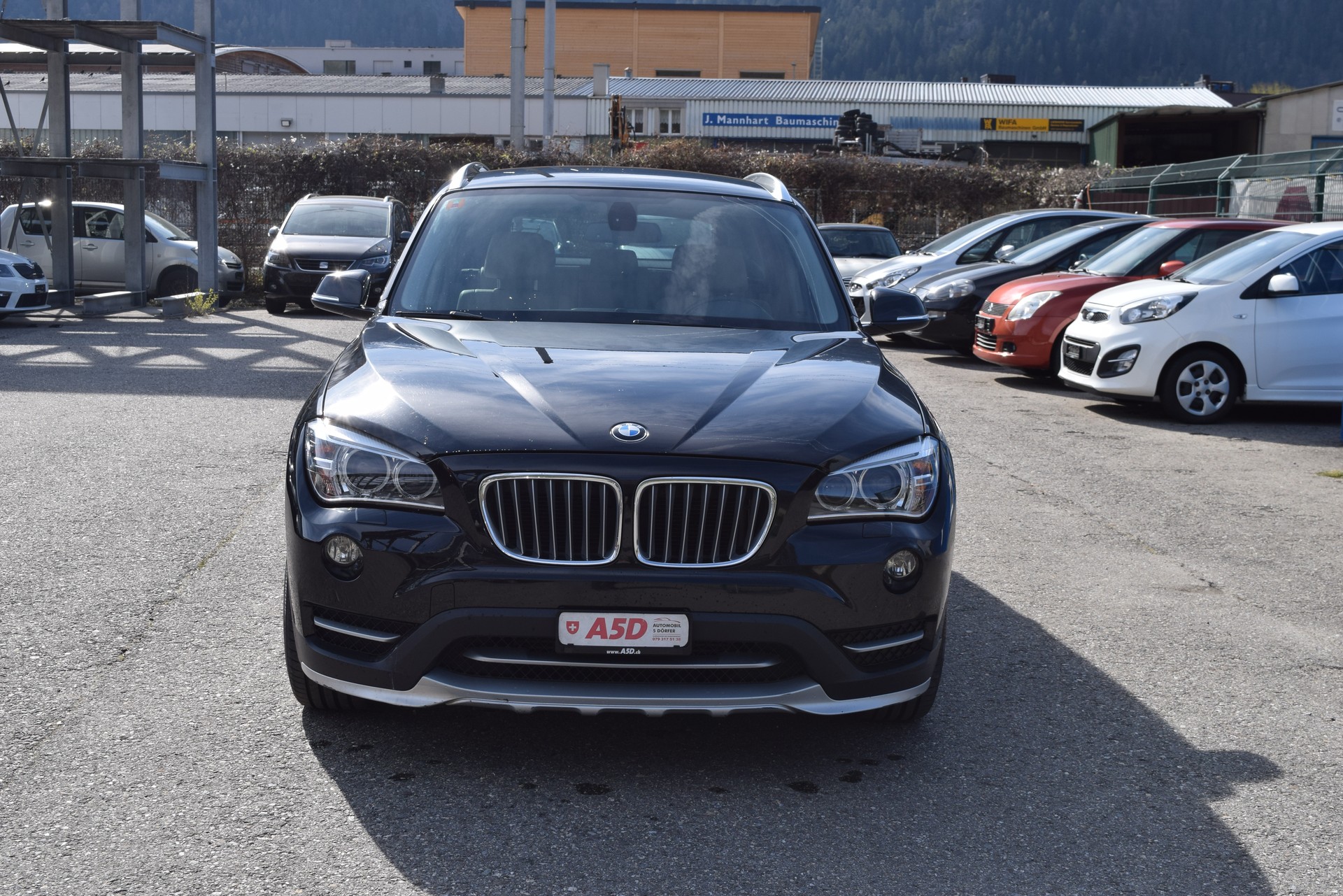 BMW X1 xDrive 25d Steptronic-showroom-element-1
