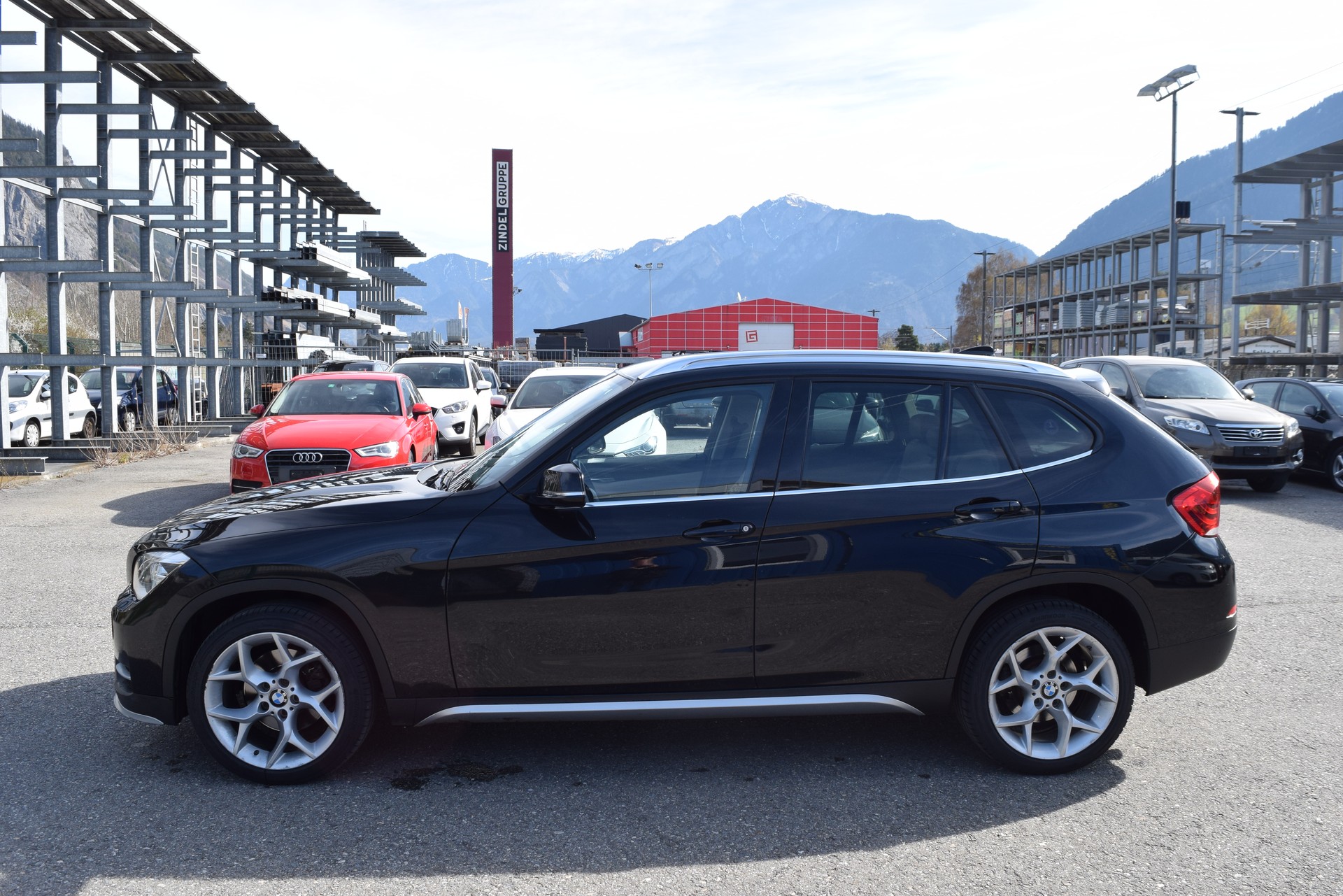 BMW X1 xDrive 25d Steptronic-showroom-element-3