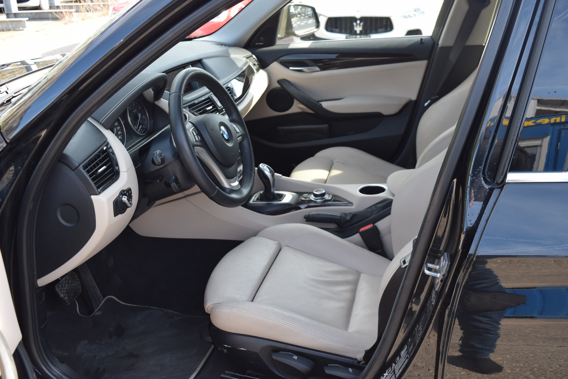BMW X1 xDrive 25d Steptronic-image-15