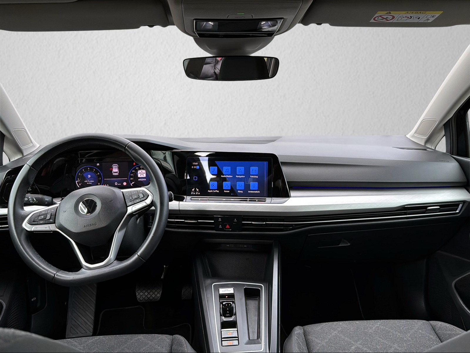 VW Golf Variant 1.5 TSI Life-image-4