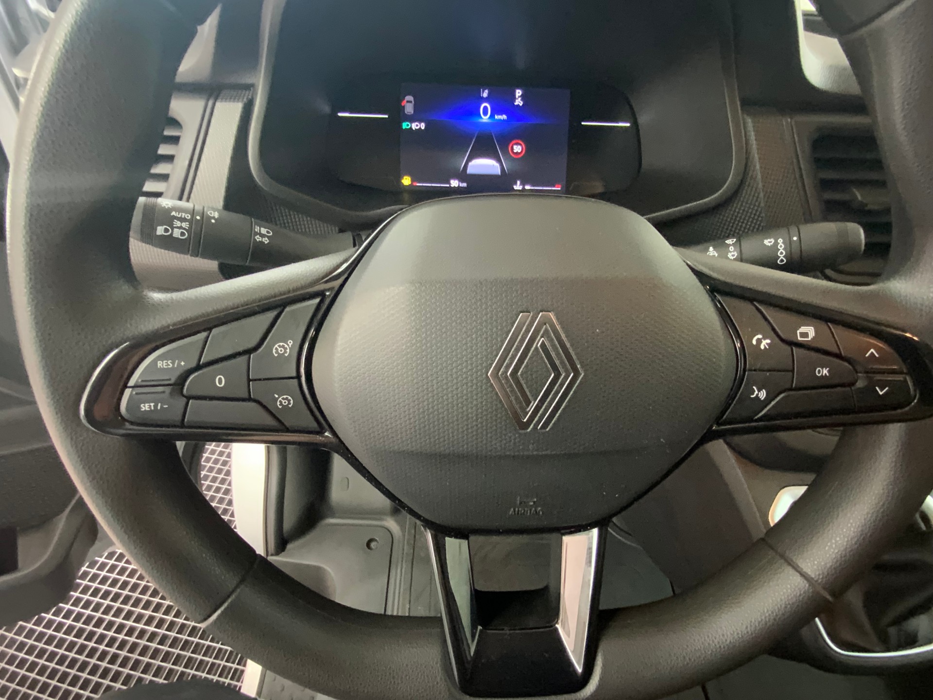 RENAULT Trafic 2.0 Blue dCi 150 Advance L1H1 EDC EN-image-17