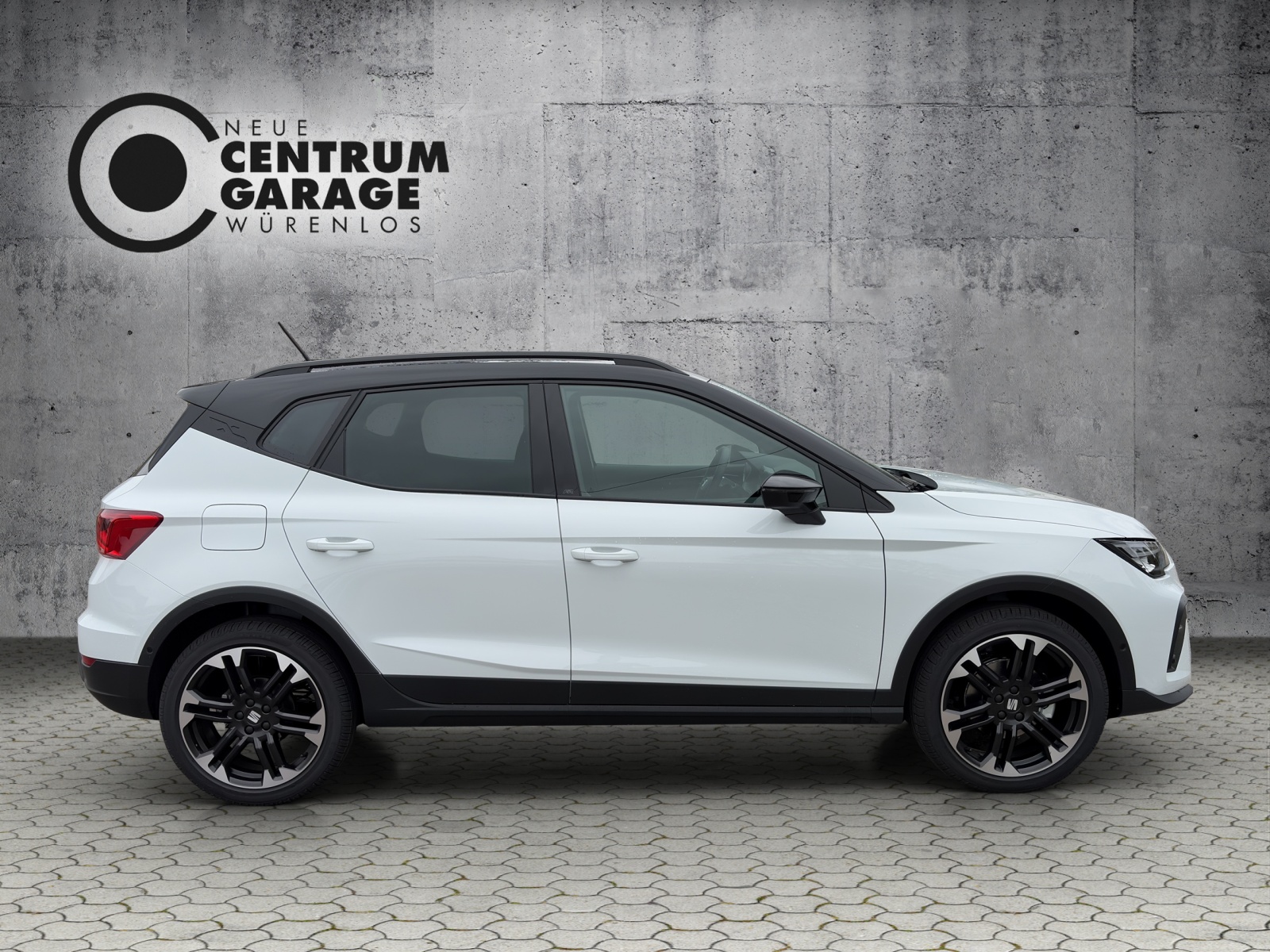 SEAT Arona 1.0 TSI Eco Move FR DSG-image-2